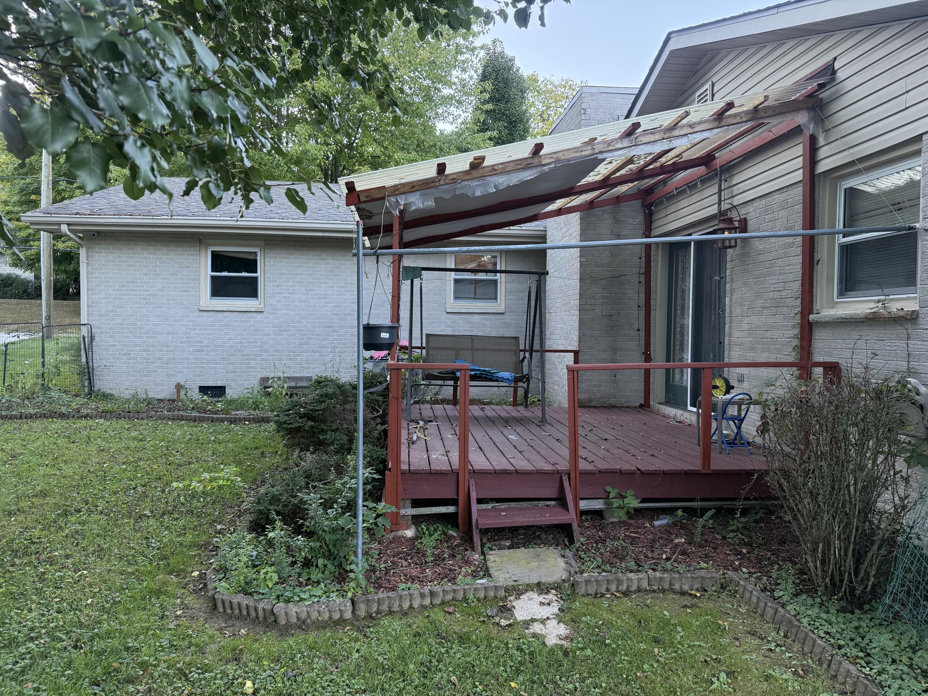 556 W Sun Street Property Photo 28