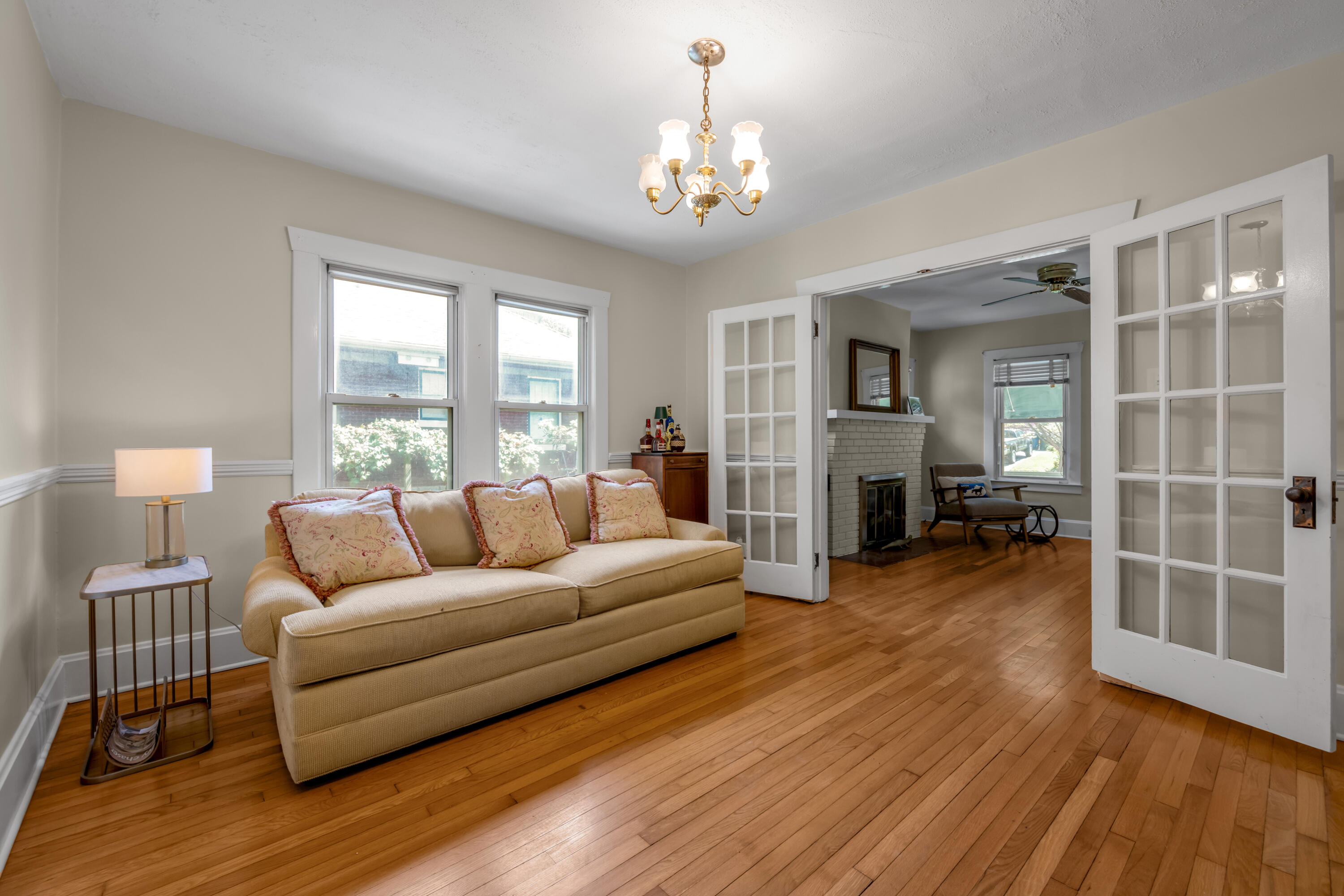 161 Suburban Court Property Photo 9