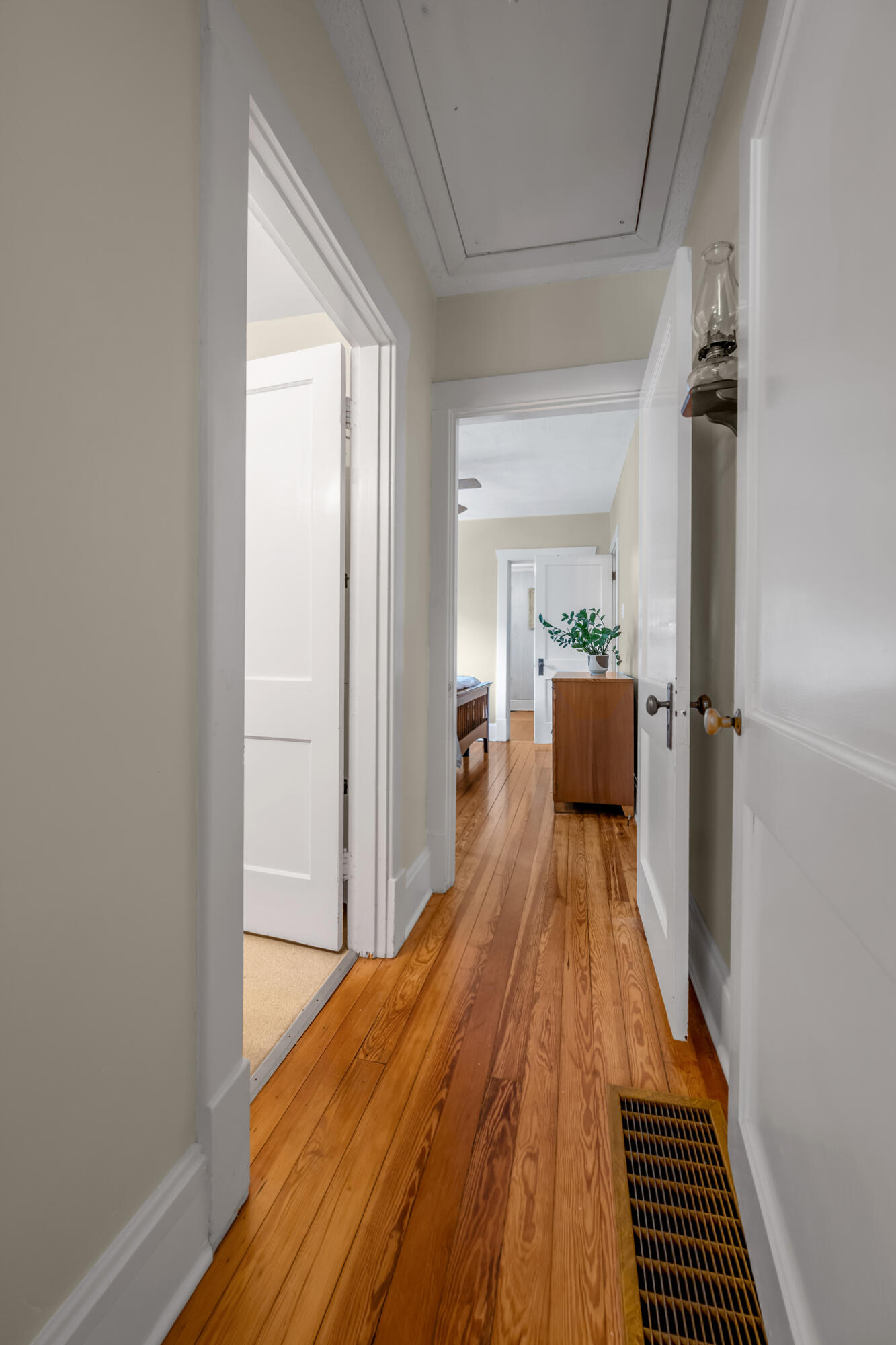 161 Suburban Court Property Photo 18