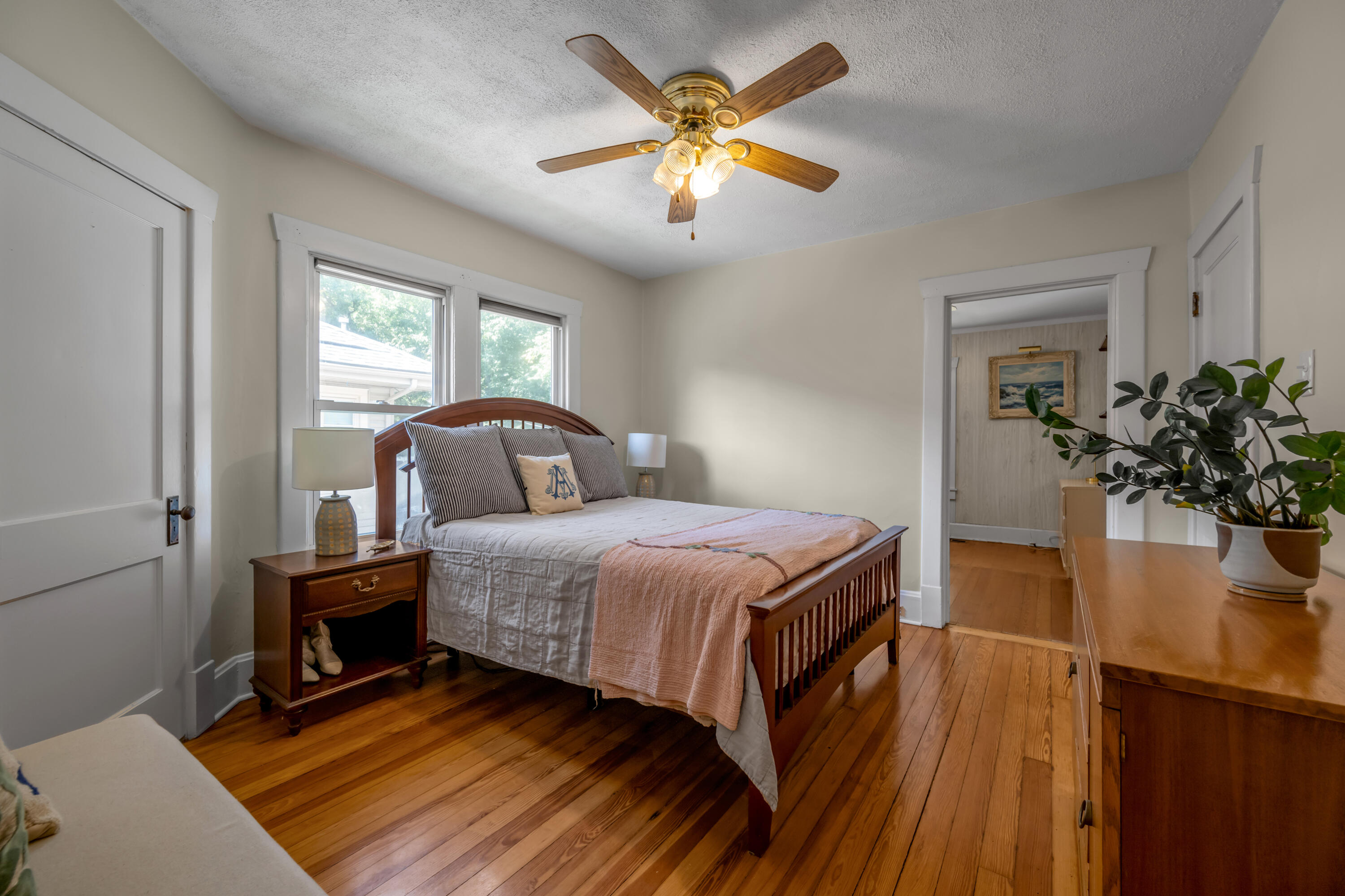 161 Suburban Court Property Photo 20