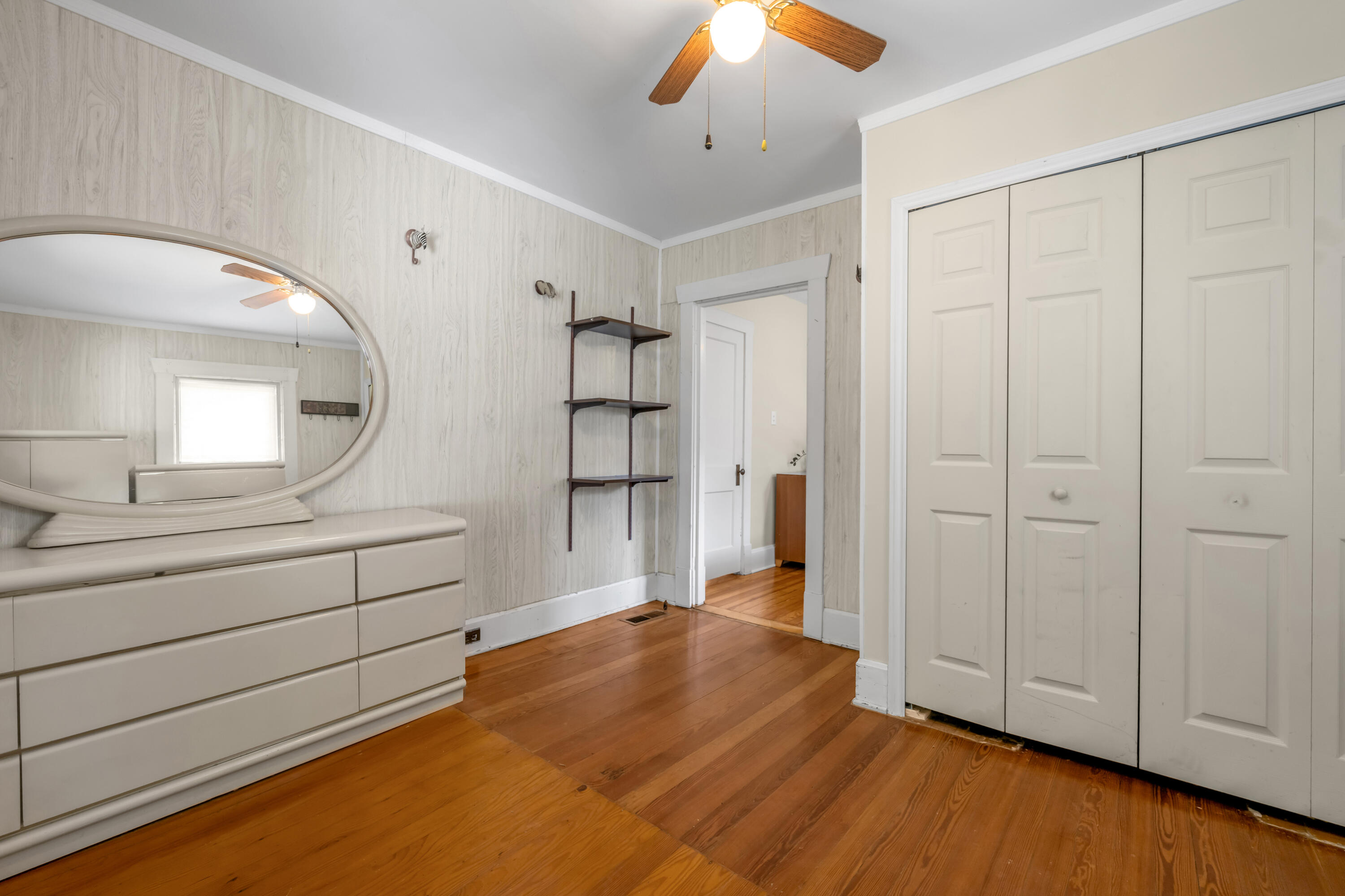 161 Suburban Court Property Photo 23