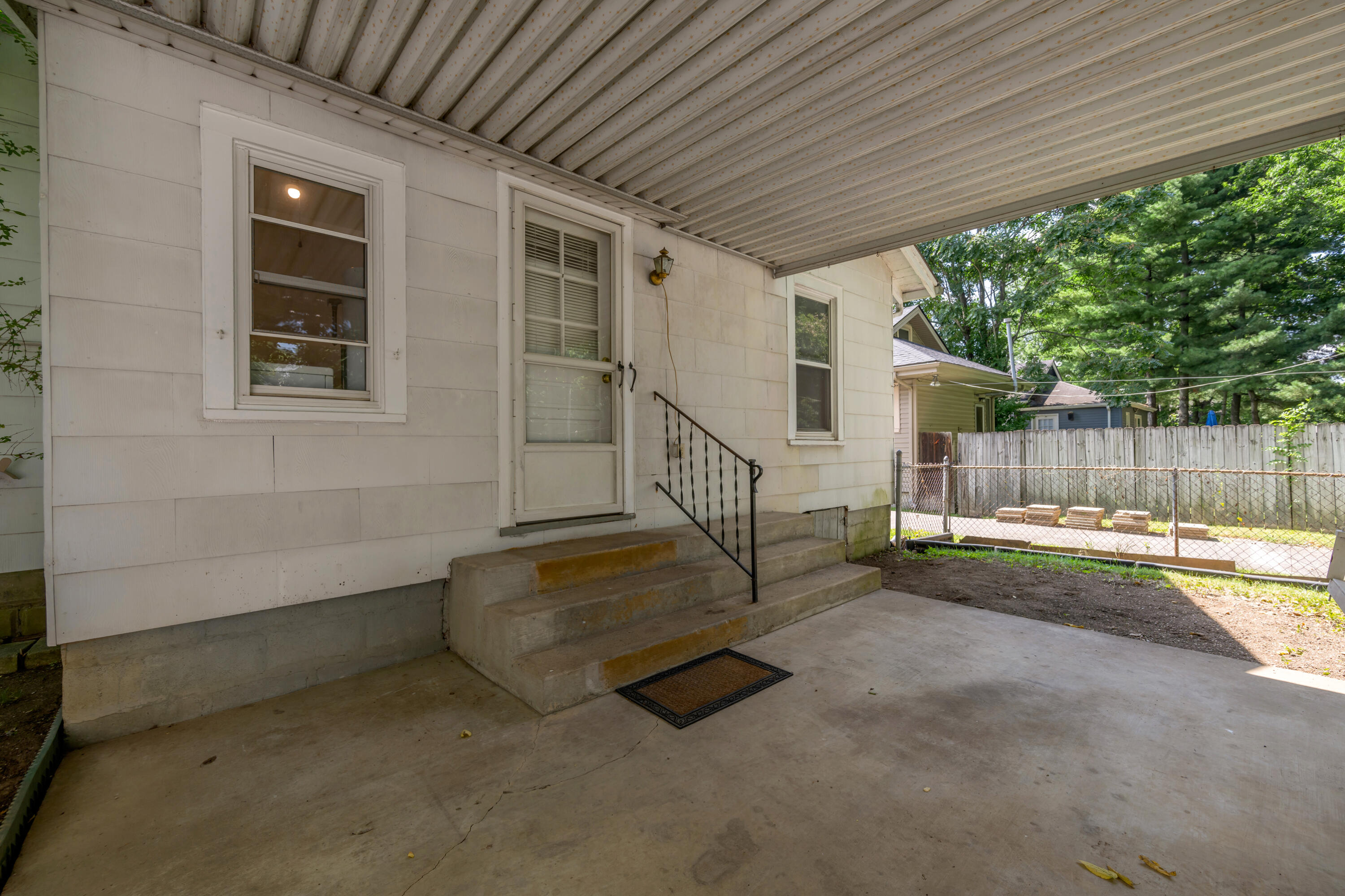 161 Suburban Court Property Photo 26