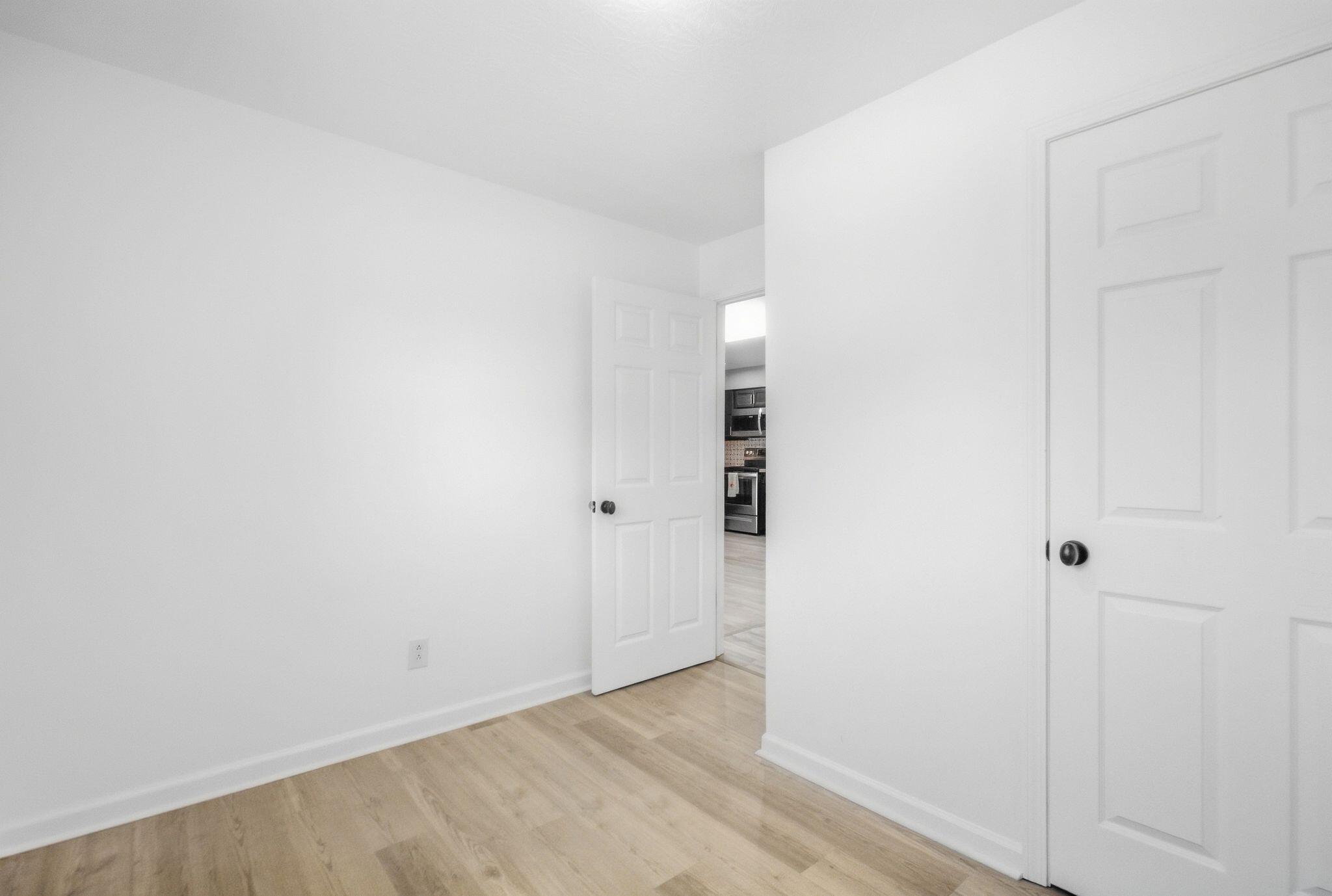 306 N Powell Avenue Property Photo 12