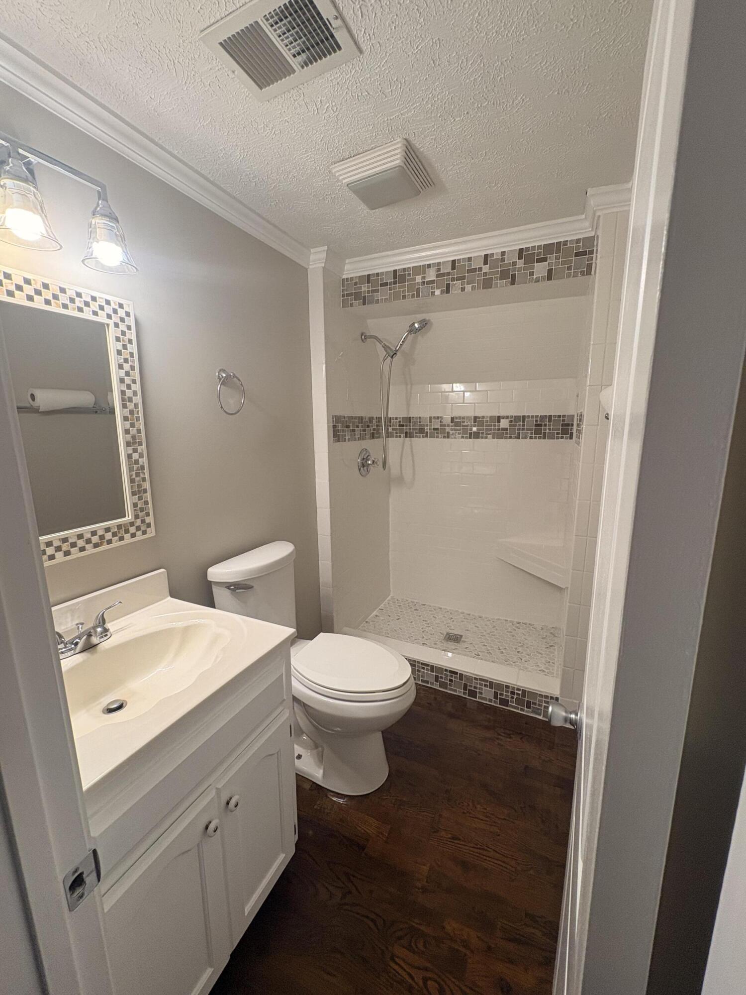 855 Azbill Road Property Photo 14