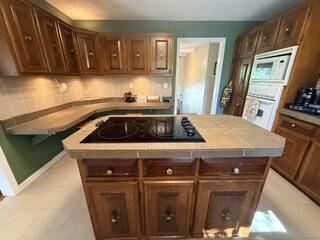 15486 Riva Ridge Property Photo 8