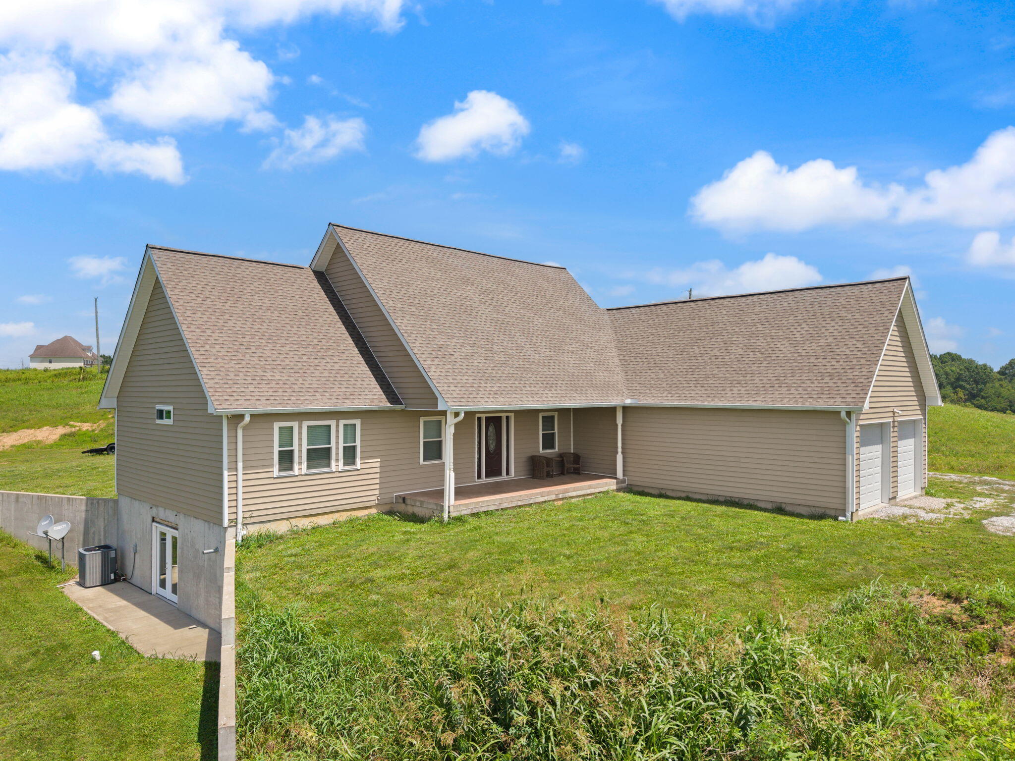 116 Walking Horse Way Property Photo 2