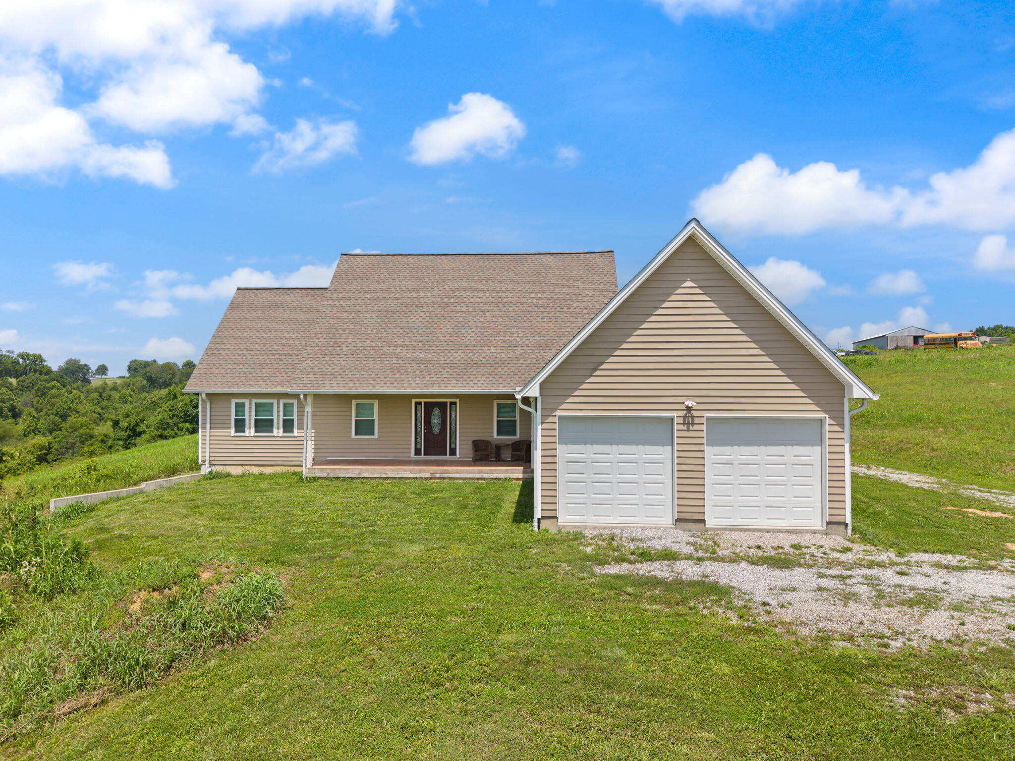 116 Walking Horse Way Property Photo 5
