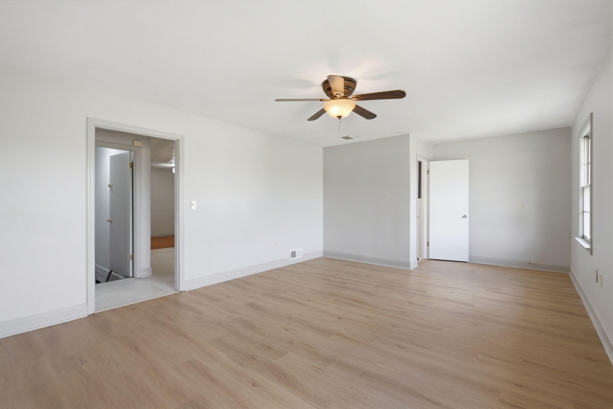 26027991 Property Photo 11