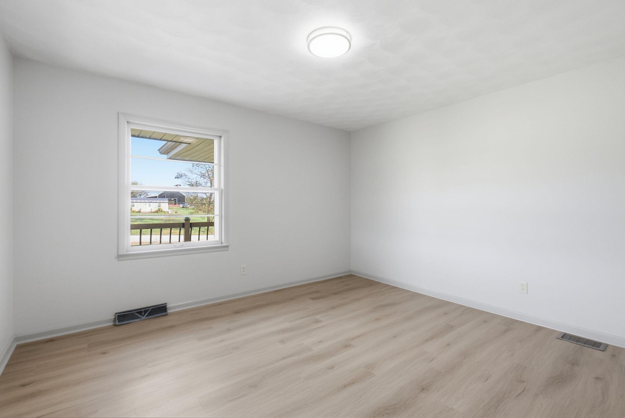 26027991 Property Photo 14