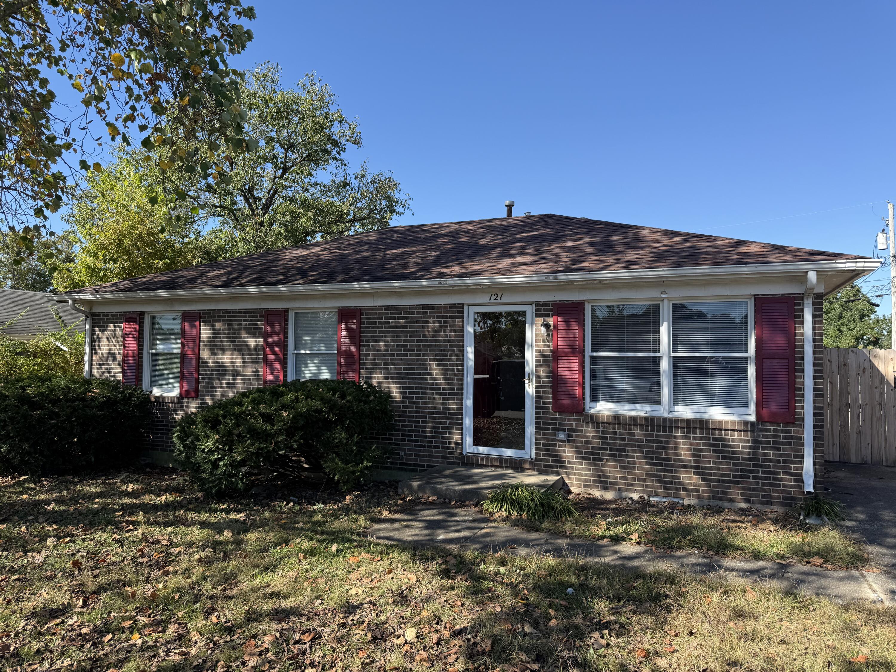 121 Arrowhead Road Property Photo 1