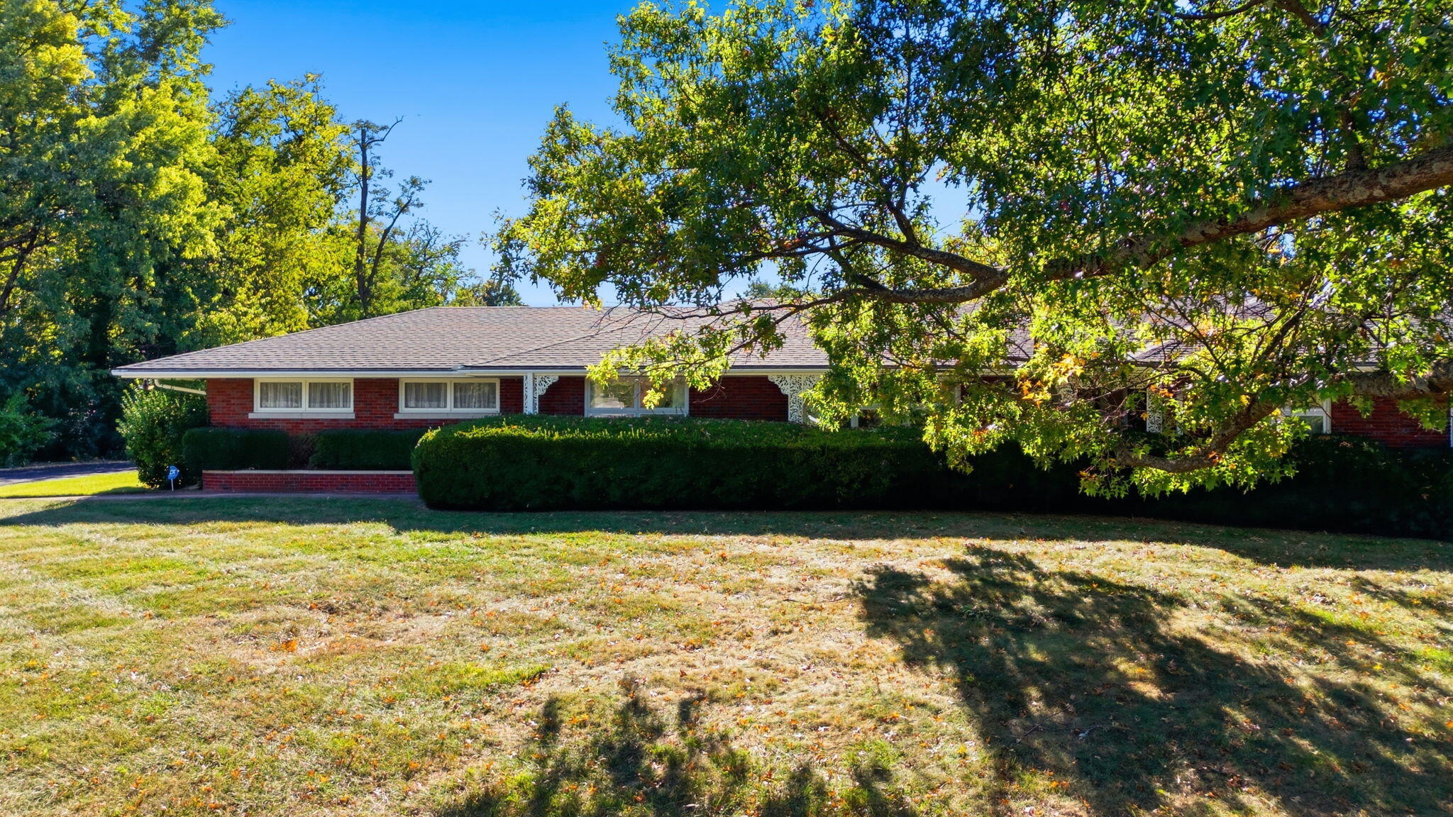 3401 Nantucket Drive Property Photo 2