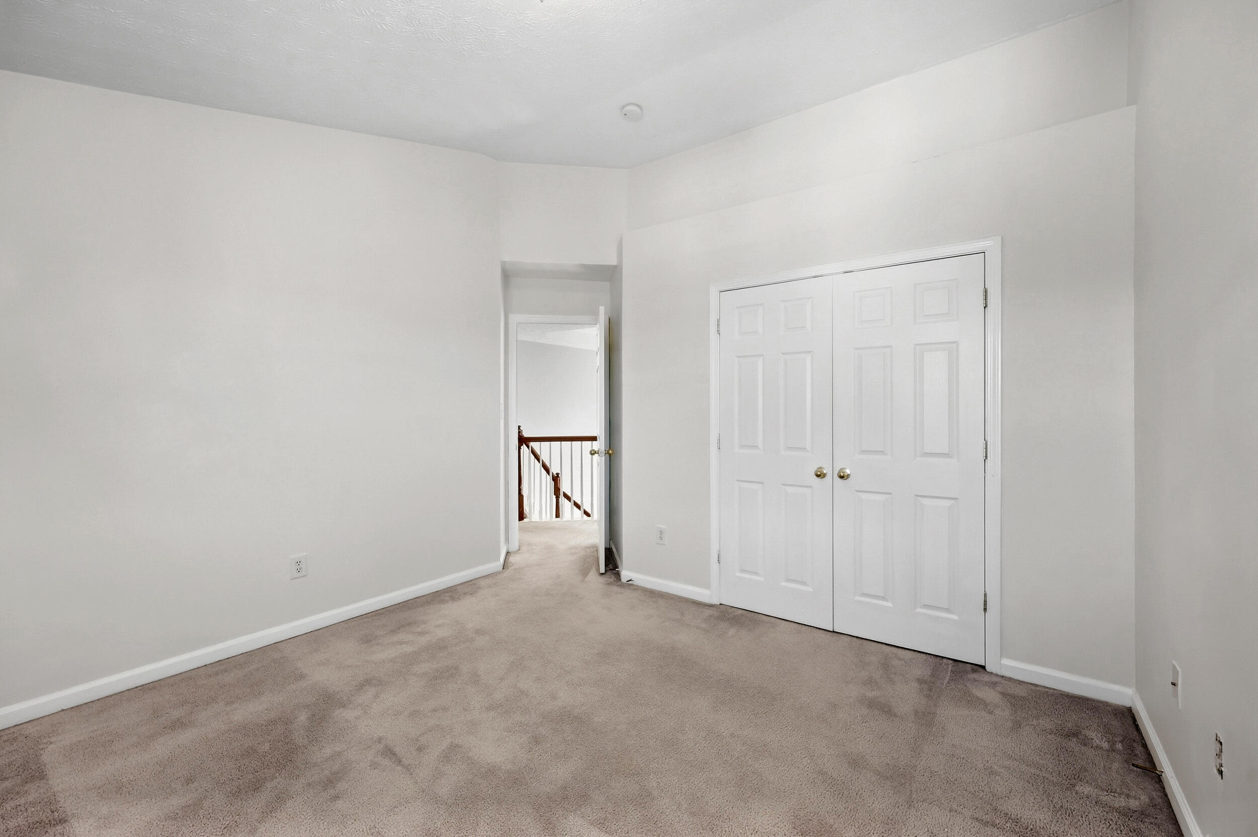 504 Thames Circle Property Photo 28