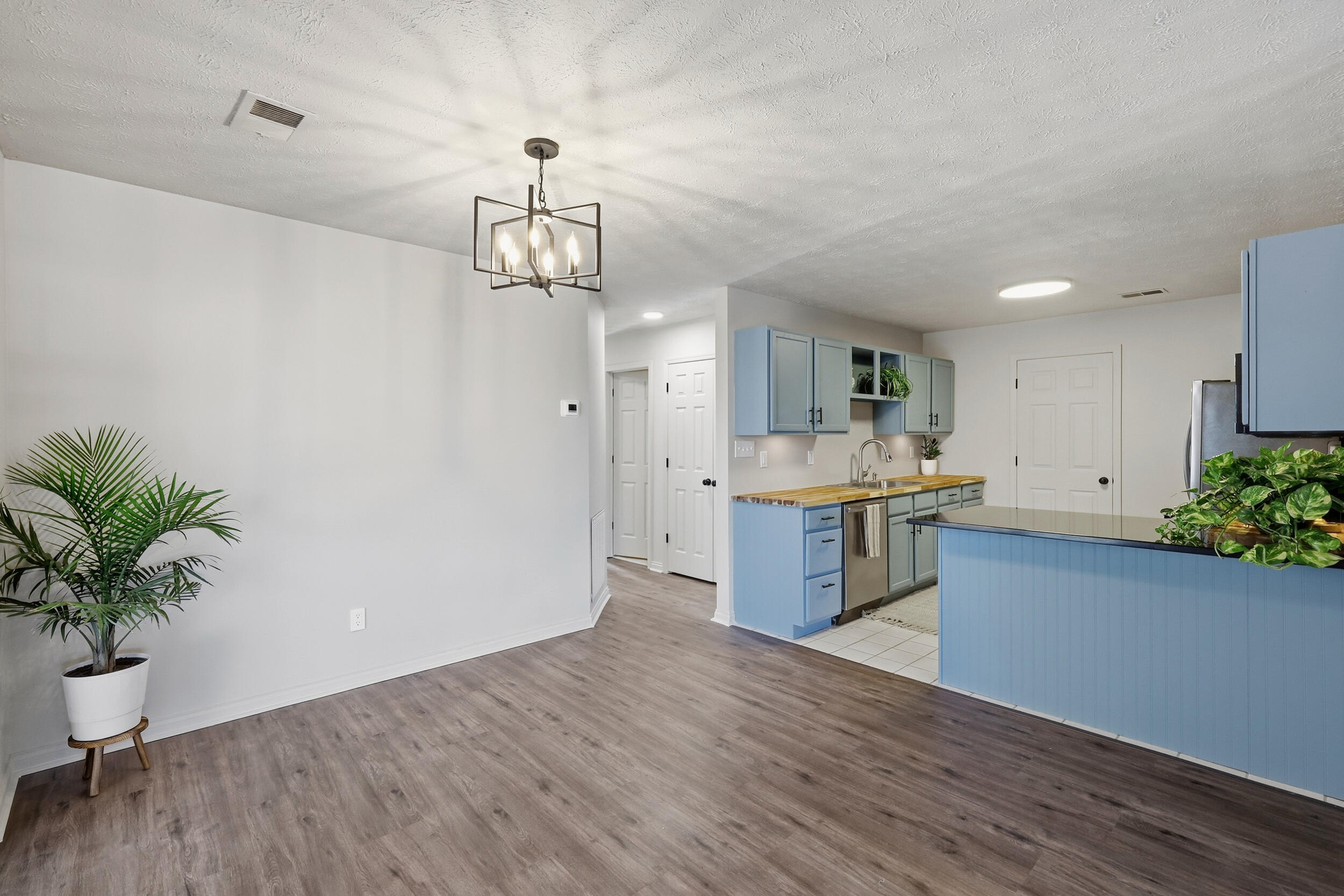 249 Courchelle Drive Property Photo 11