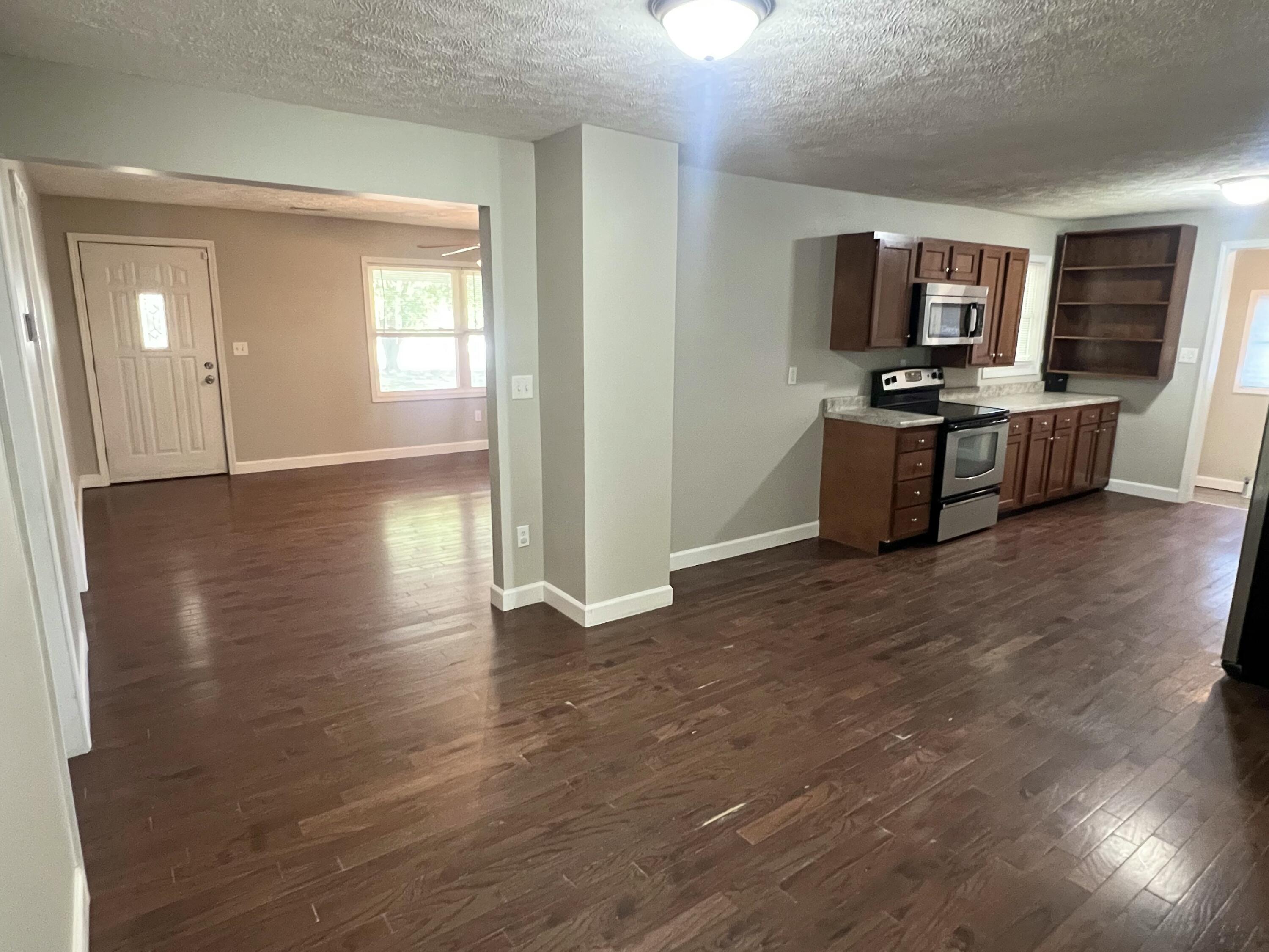 1959 W Steve Wariner Drive Property Photo 17