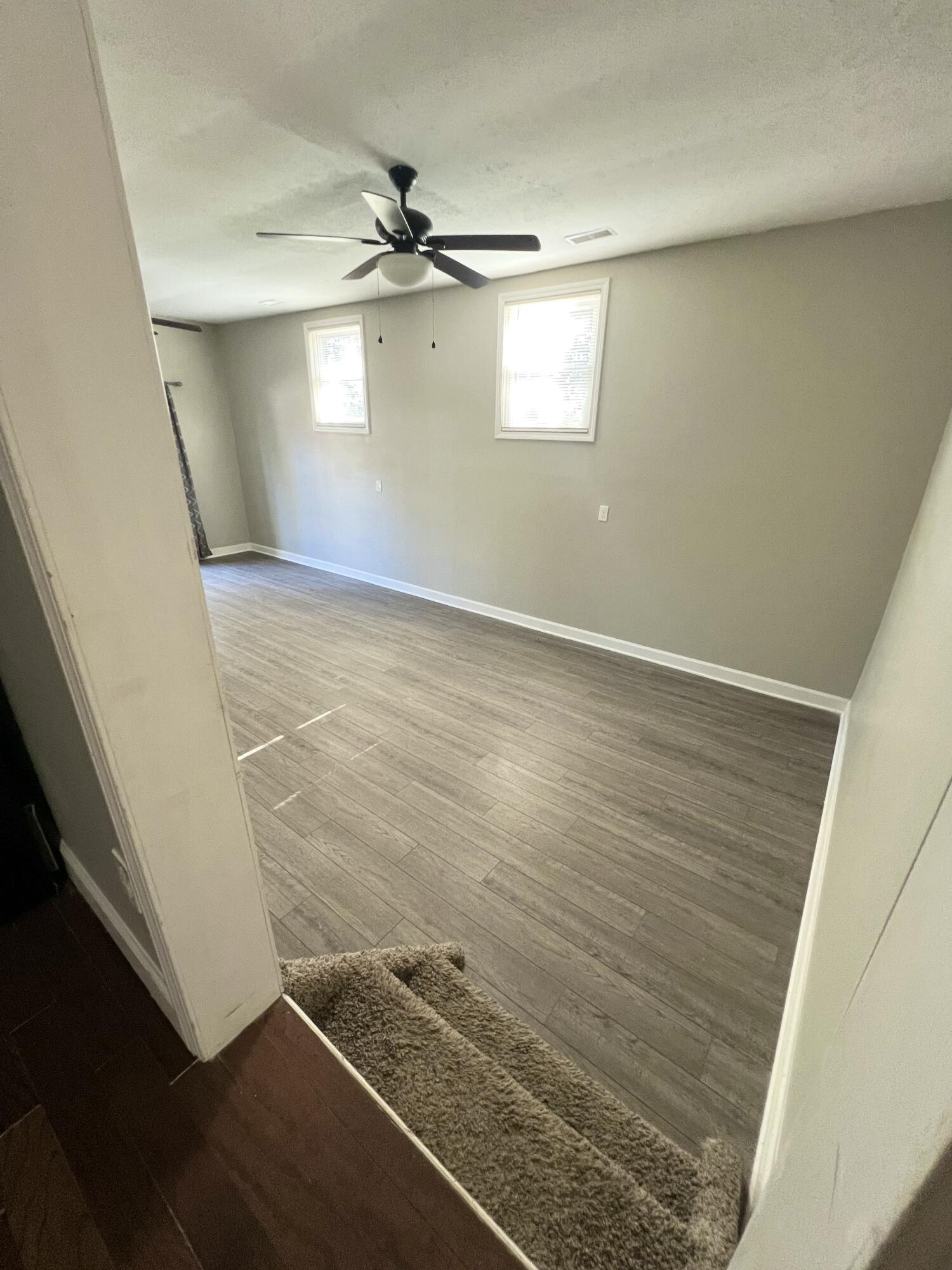 1959 W Steve Wariner Drive Property Photo 27