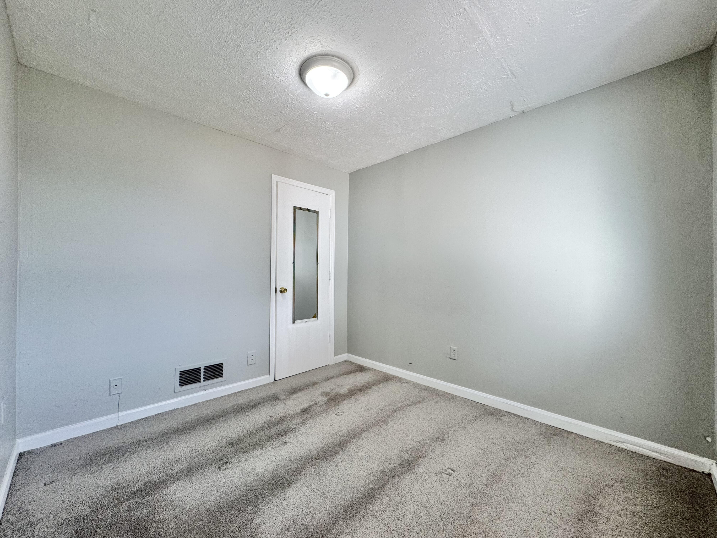 500 Robertson Street Property Photo 7