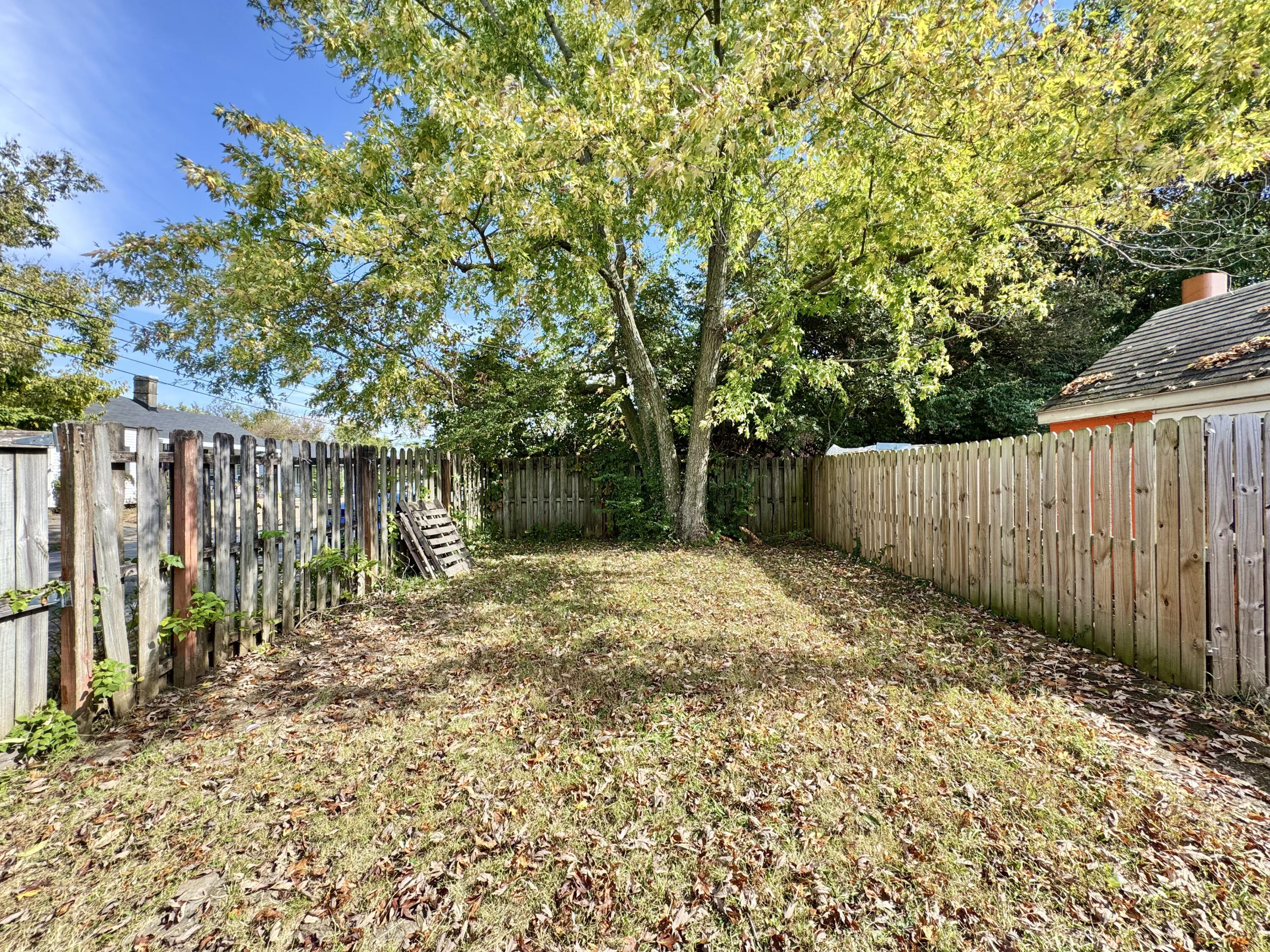 500 Robertson Street Property Photo 14