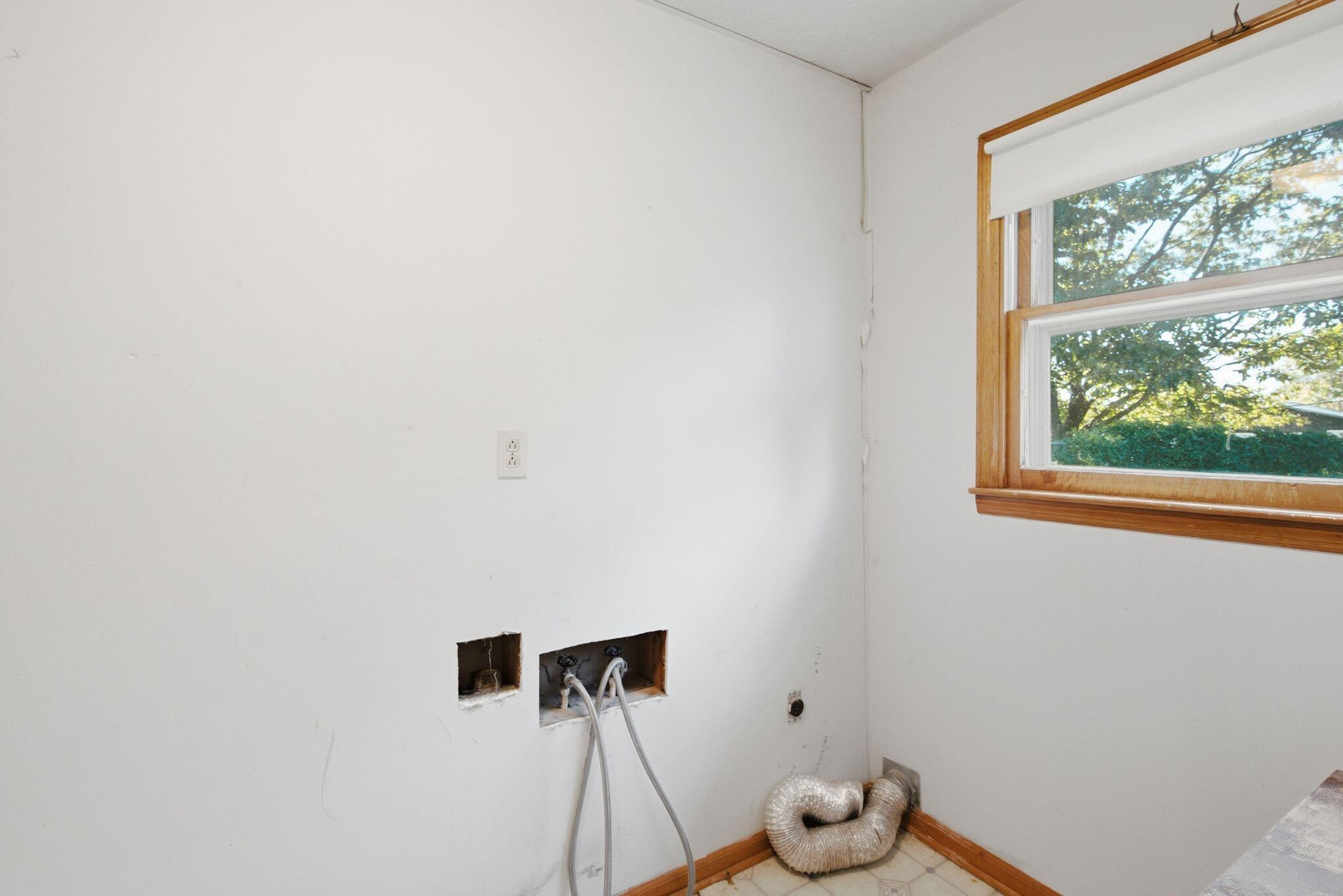 1142 Harry Wise Road Property Photo 19
