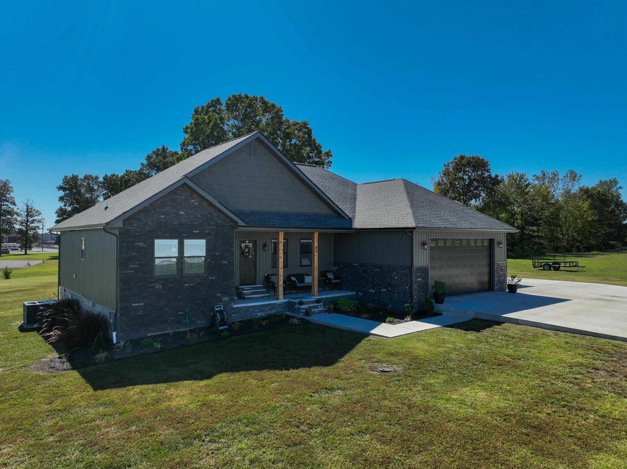 47 Sadi Court Property Photo 2