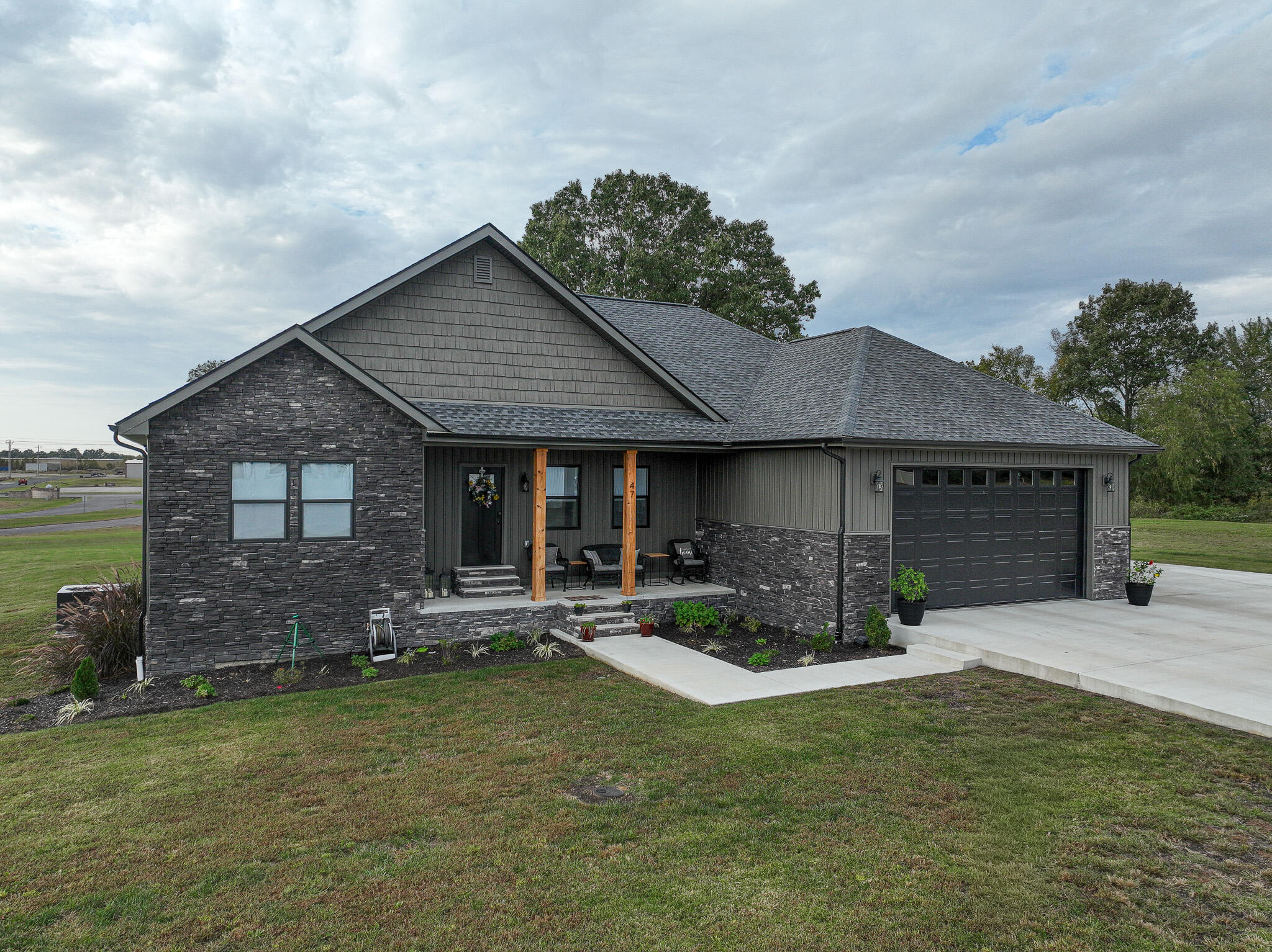 47 Sadi Court Property Photo 2
