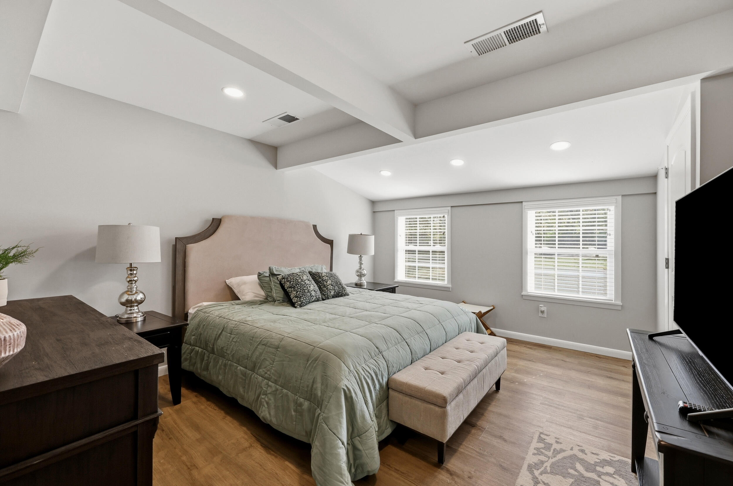 2535 Berea Road Property Photo 16