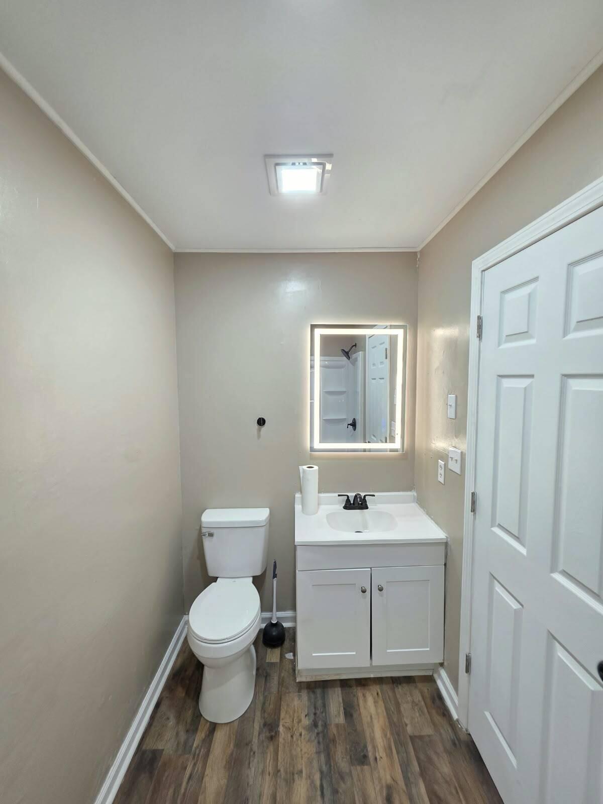 553 Queensway Drive Property Photo 25