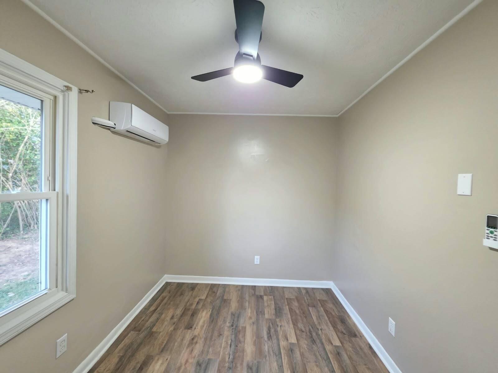 553 Queensway Drive Property Photo 27