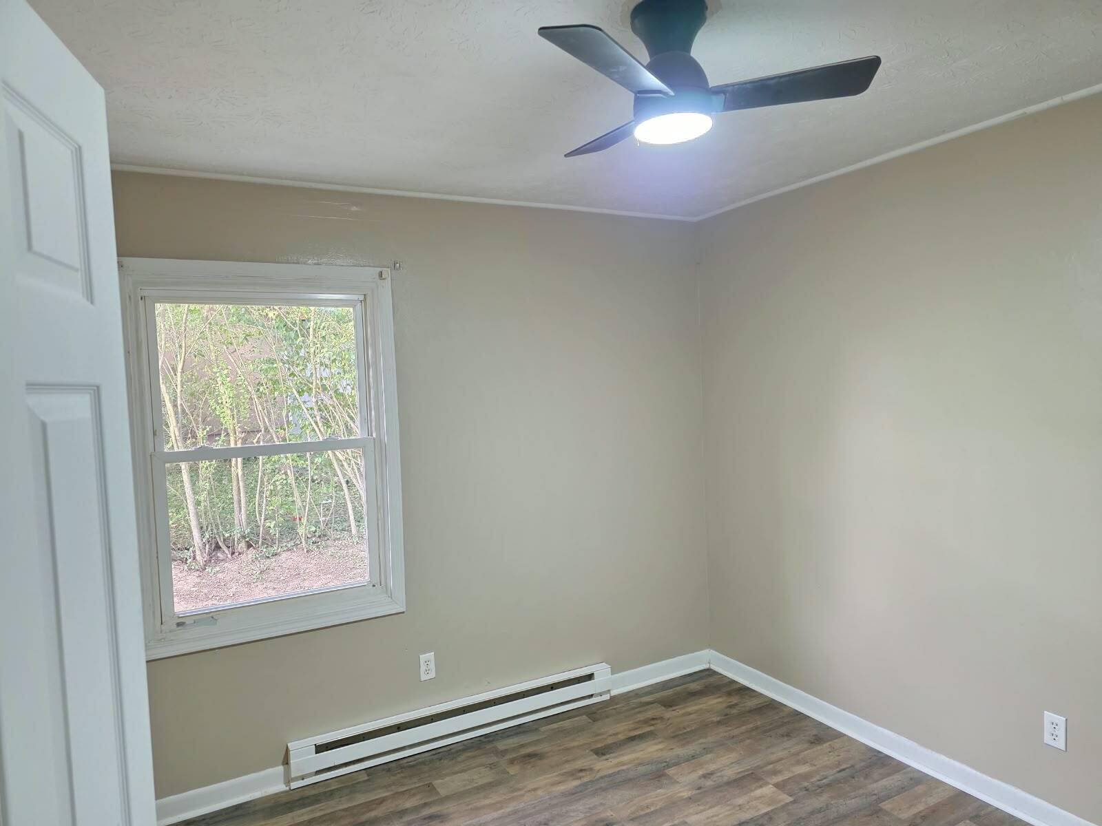 553 Queensway Drive Property Photo 29