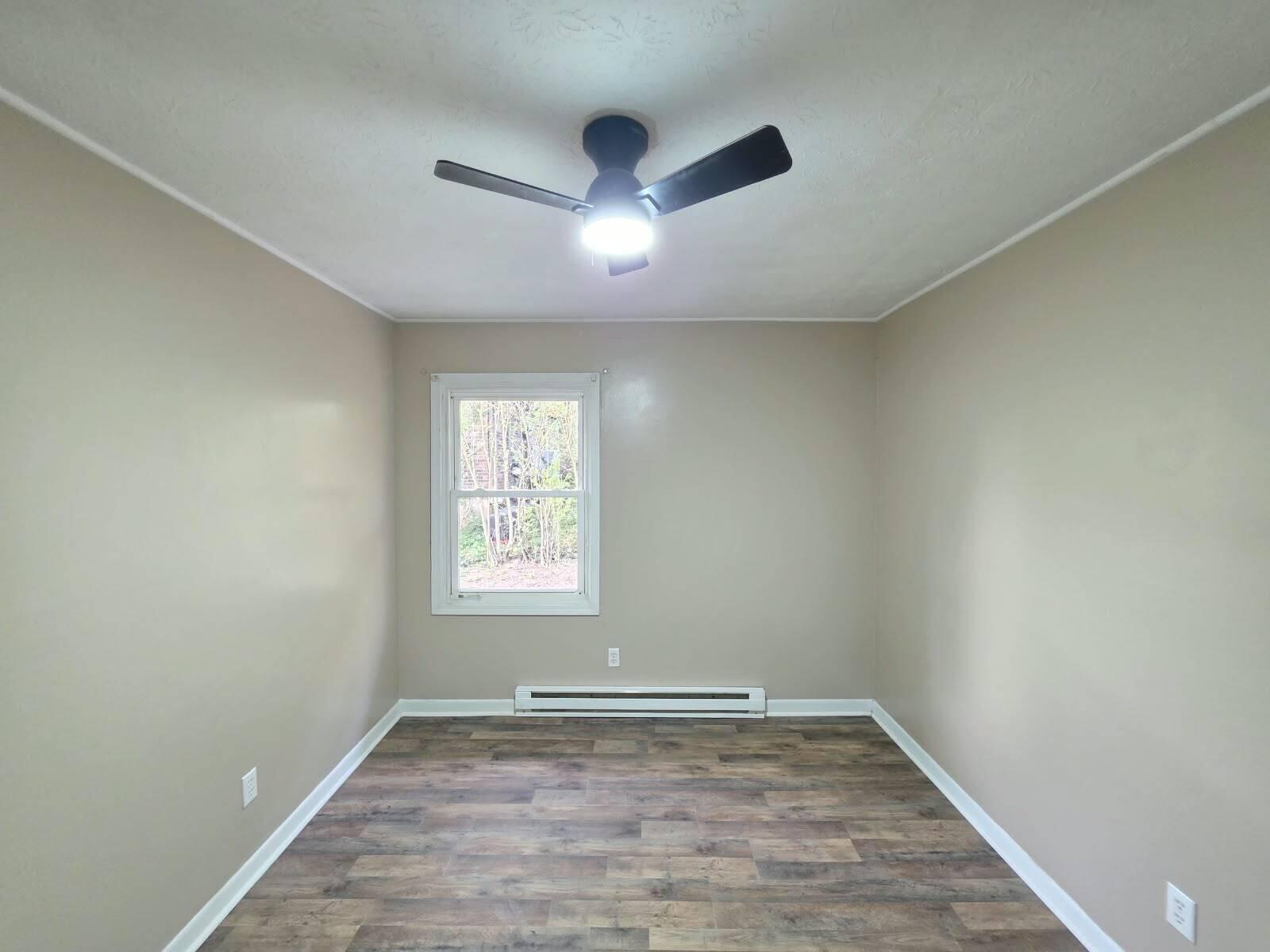 553 Queensway Drive Property Photo 32