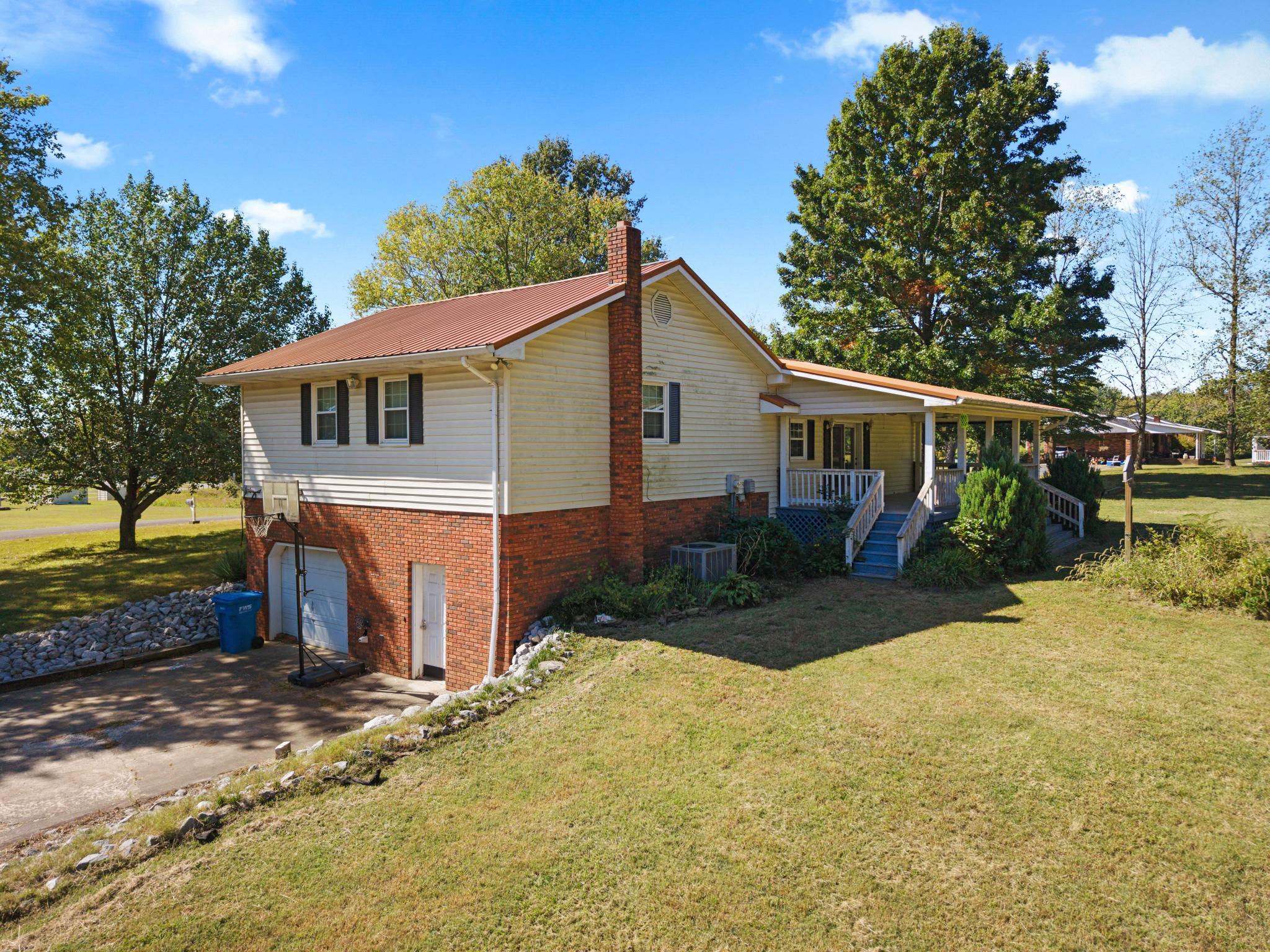 155 Christopher Drive Property Photo 3