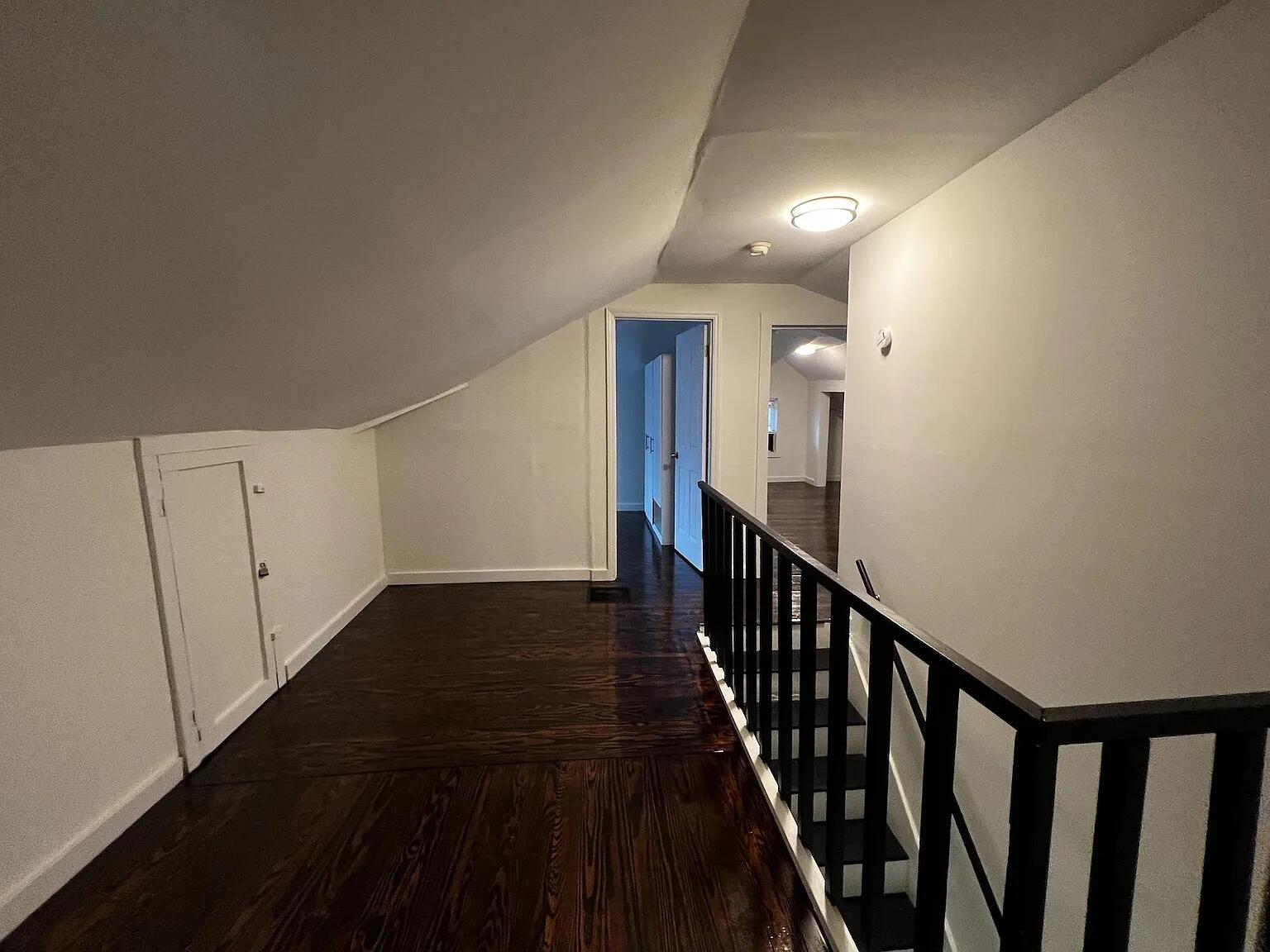 2034 Nashville Court B Property Photo 10