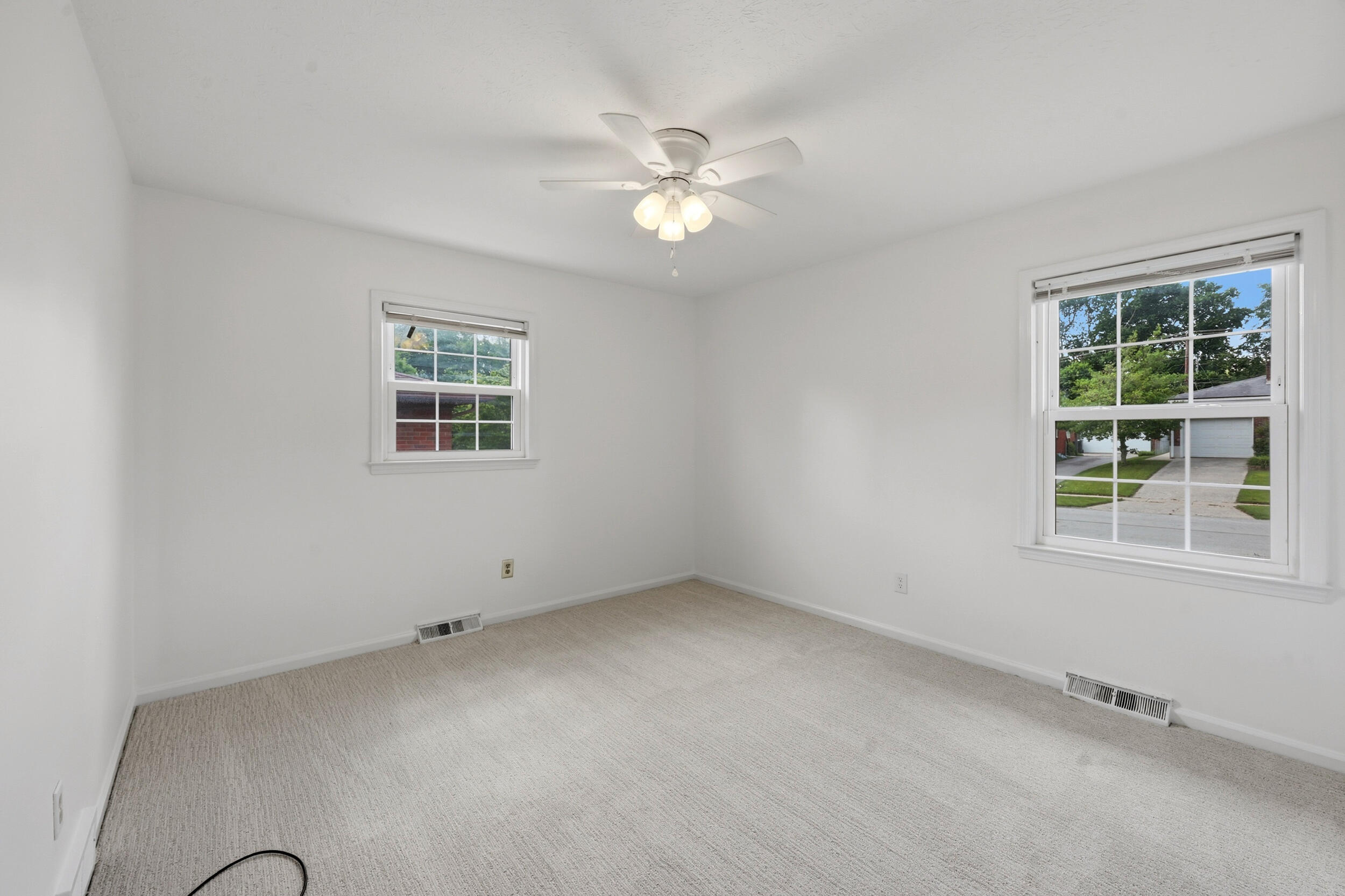 423 Plymouth Drive Property Photo 11