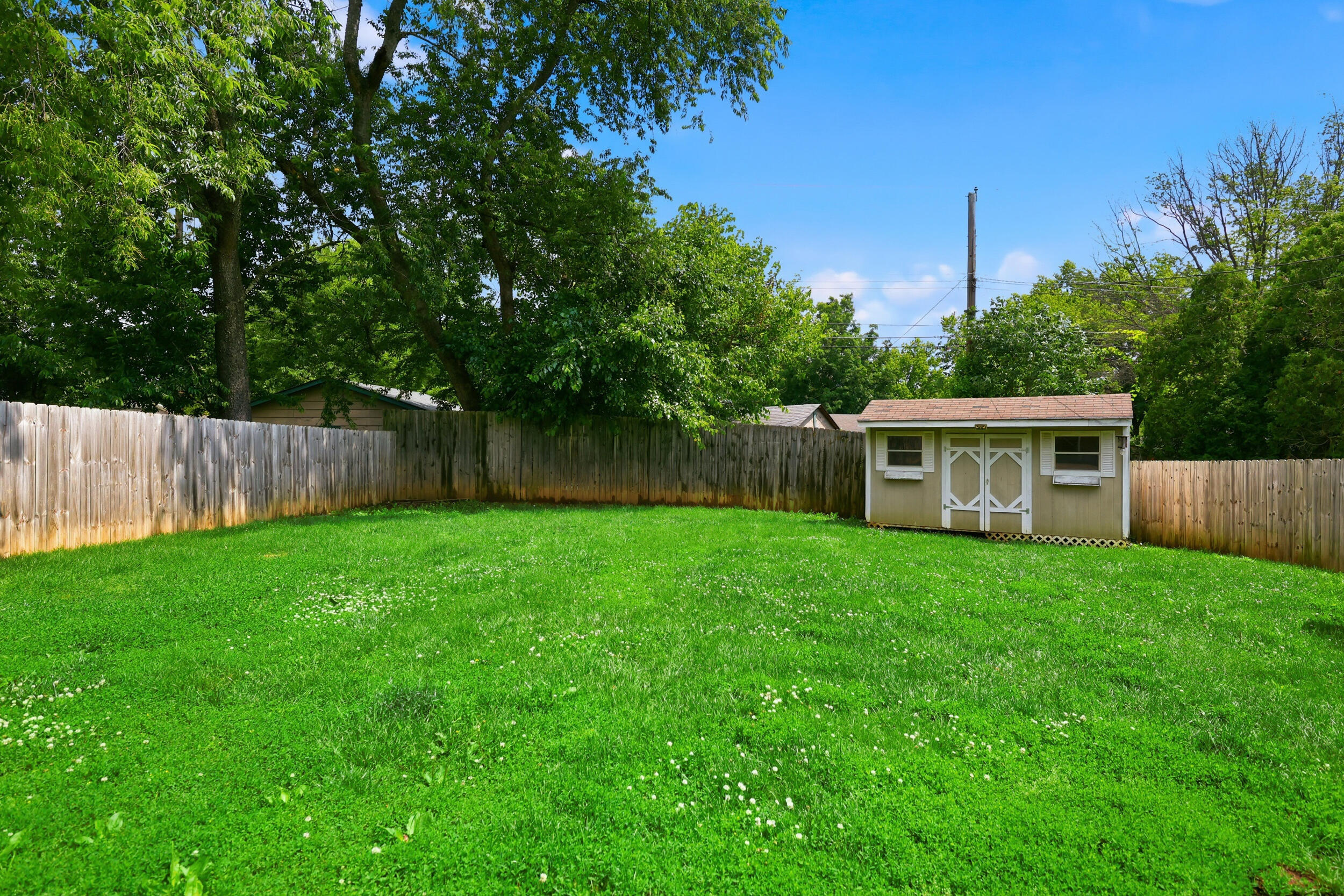 423 Plymouth Drive Property Photo 25