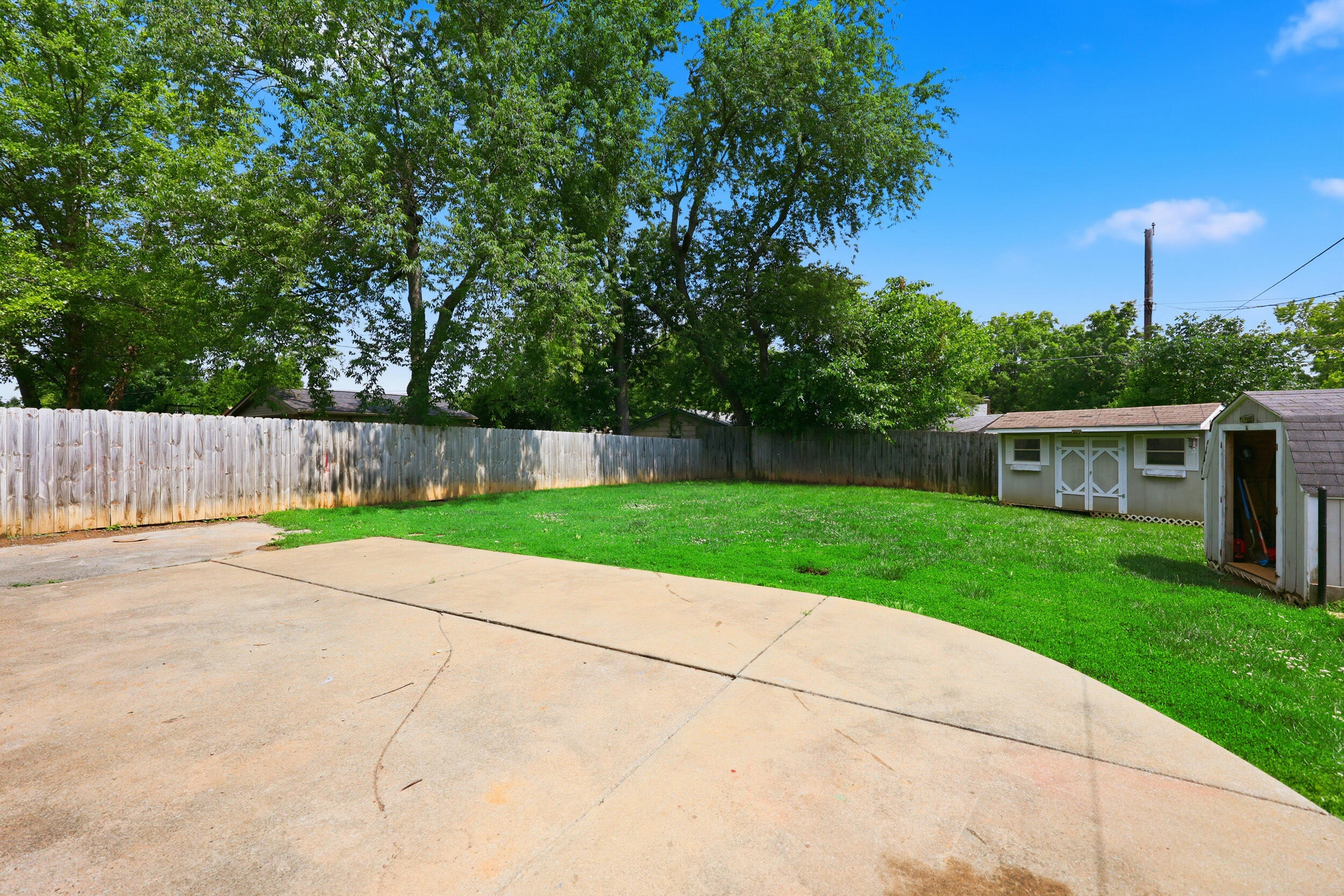 423 Plymouth Drive Property Photo 26