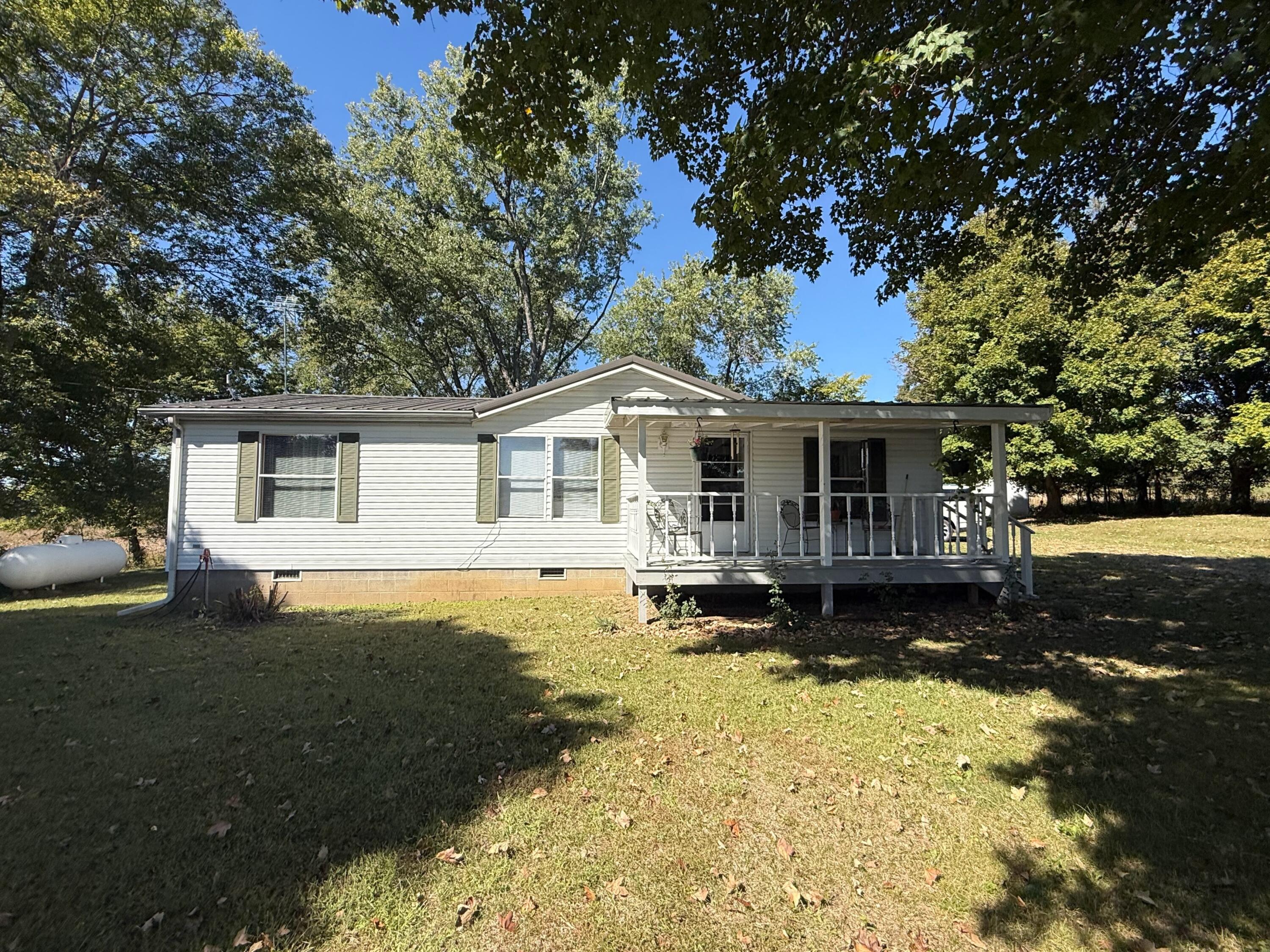 832 Irma Road Property Photo 3