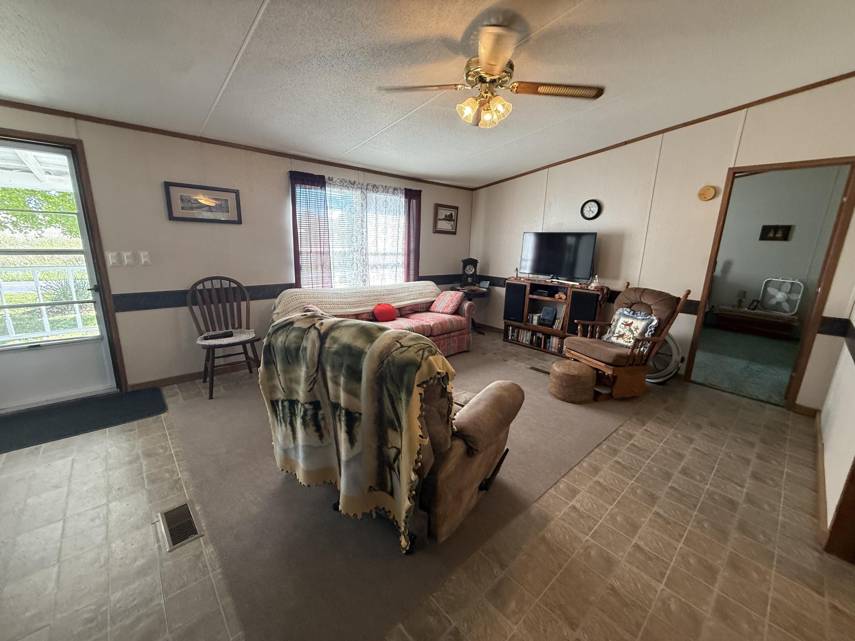832 Irma Road Property Photo 28