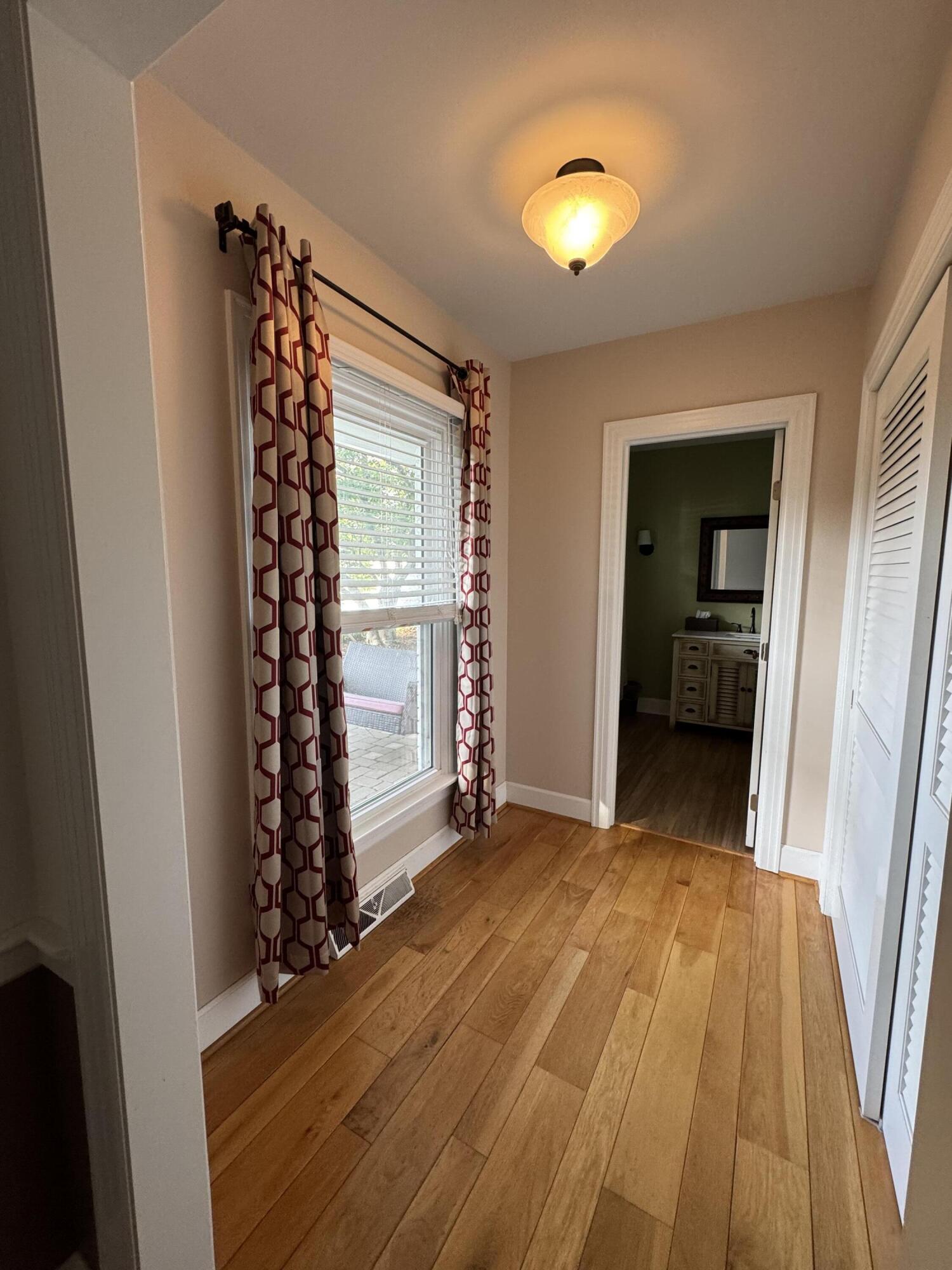 271 Fairway Drive Property Photo 5