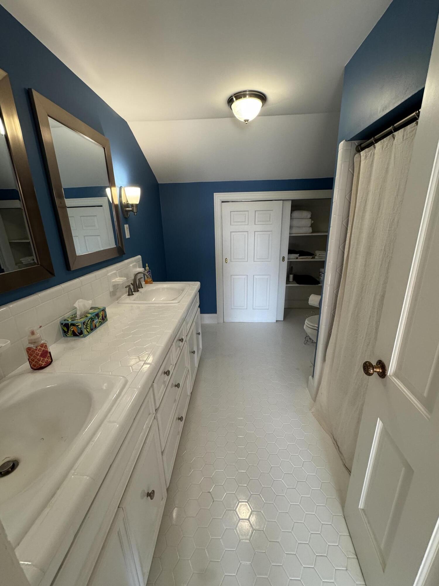 271 Fairway Drive Property Photo 26