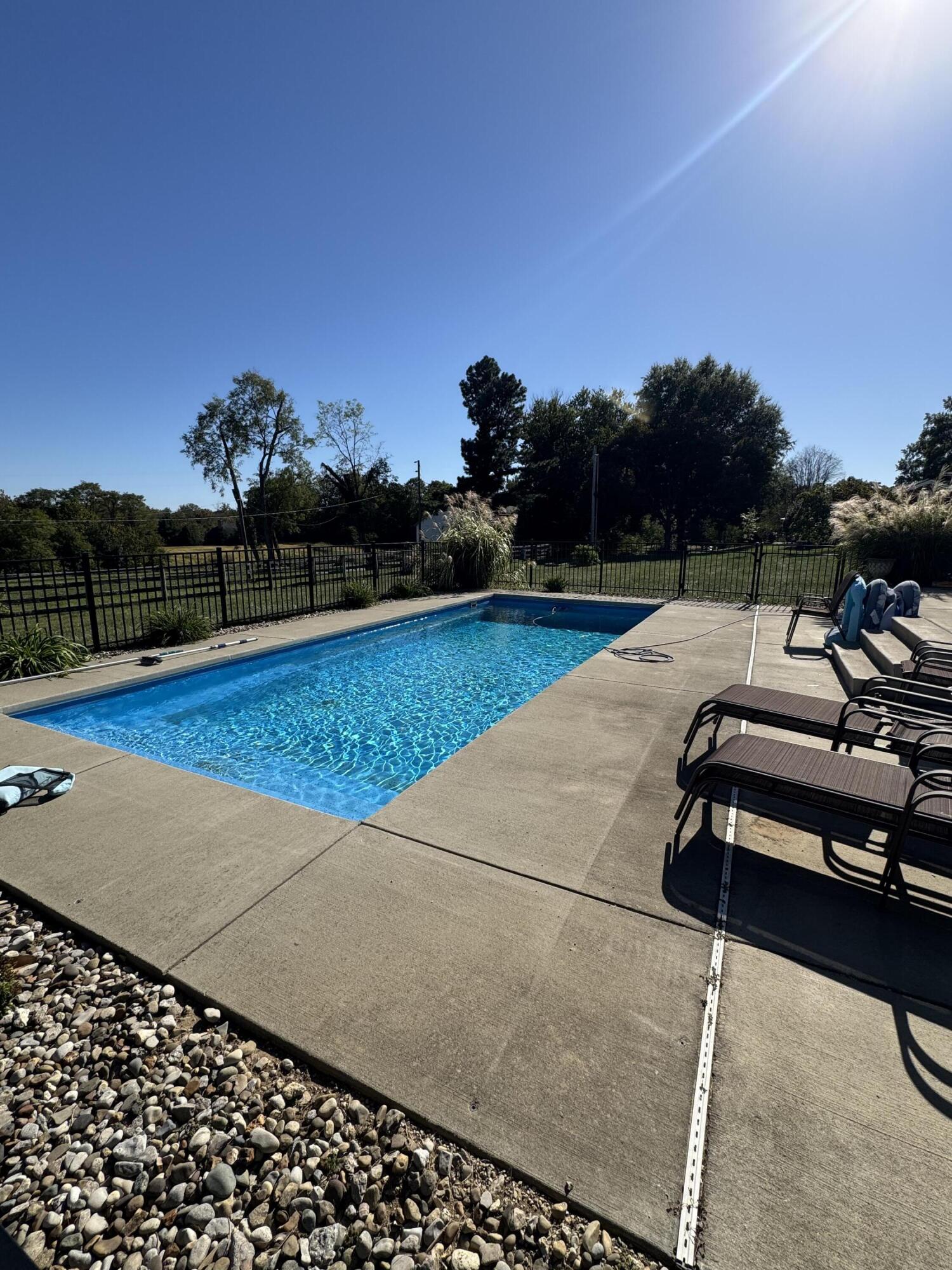 271 Fairway Drive Property Photo 38