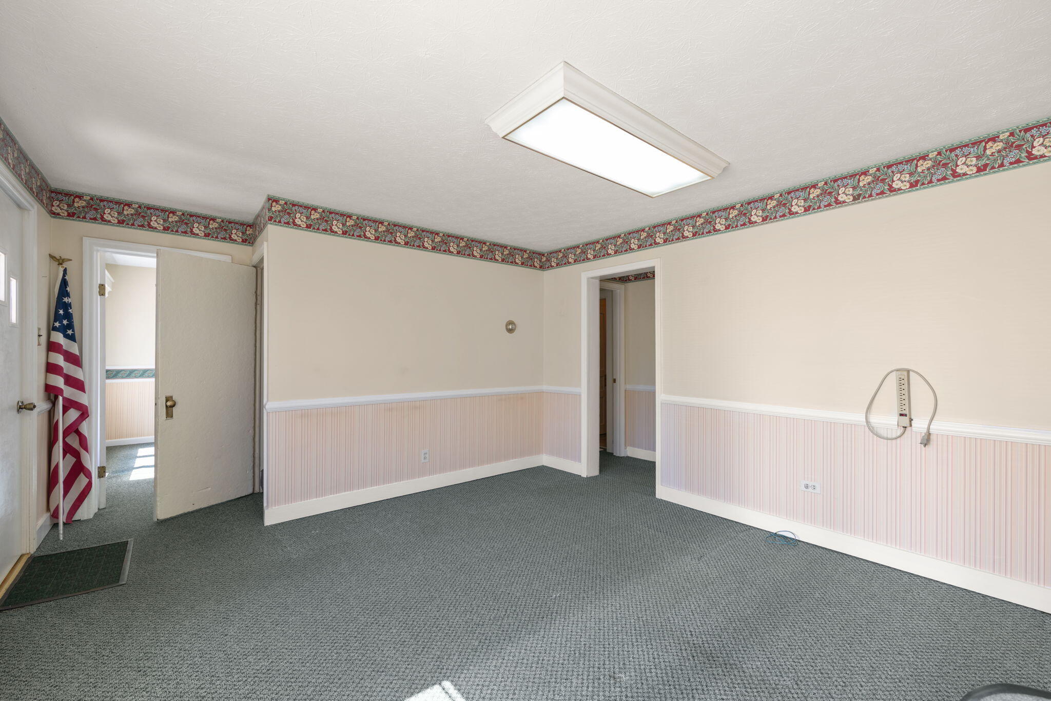 418 Ogden Street Property Photo 18
