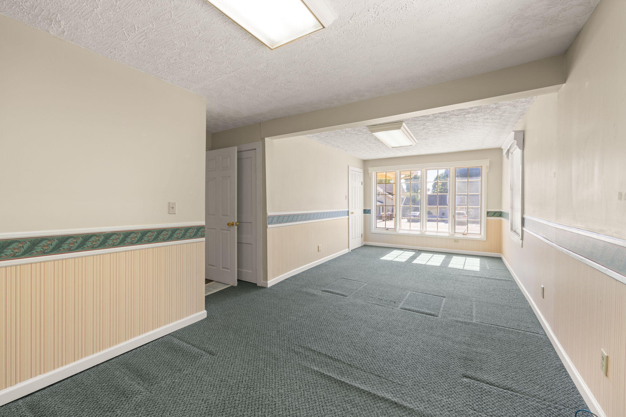 418 Ogden Street Property Photo 35