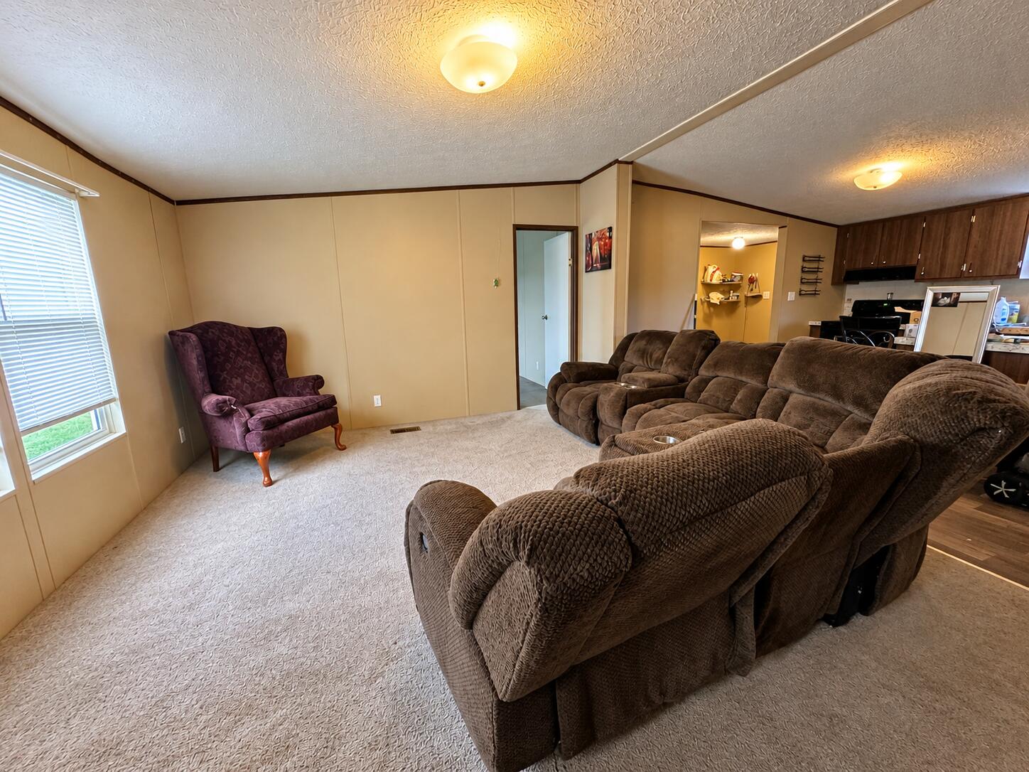 3270 Saltwell Road Property Photo 6