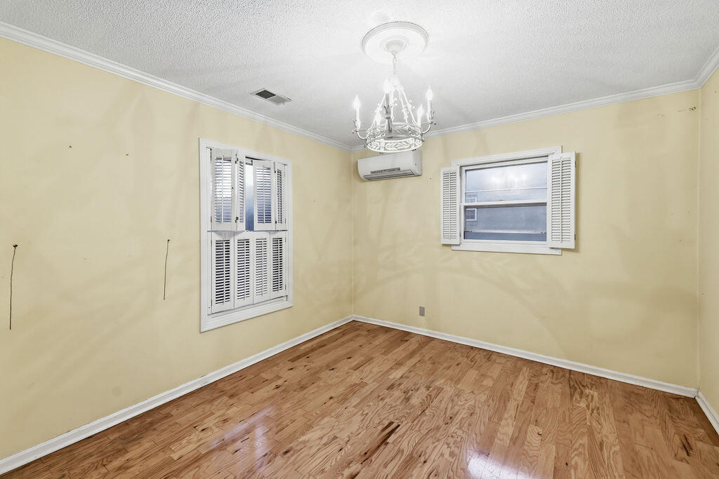 1511 Chaucer Drive Property Photo 14