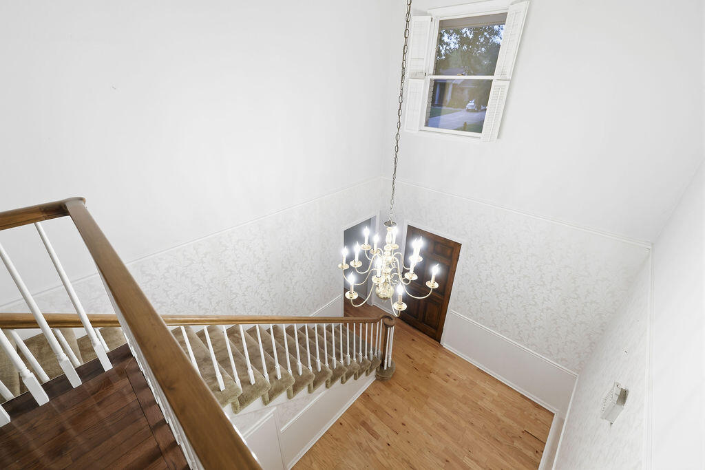 1511 Chaucer Drive Property Photo 17