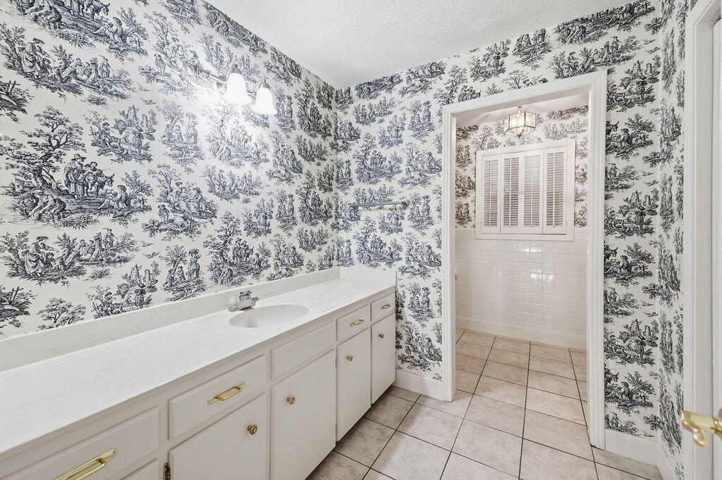 1511 Chaucer Drive Property Photo 23