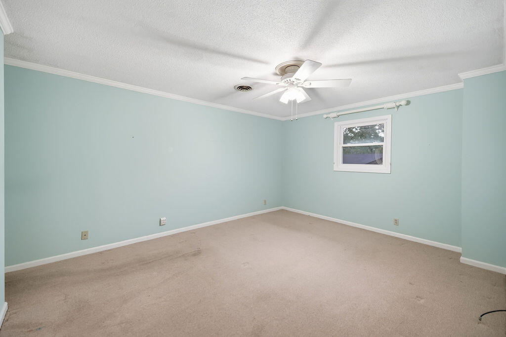 1511 Chaucer Drive Property Photo 26