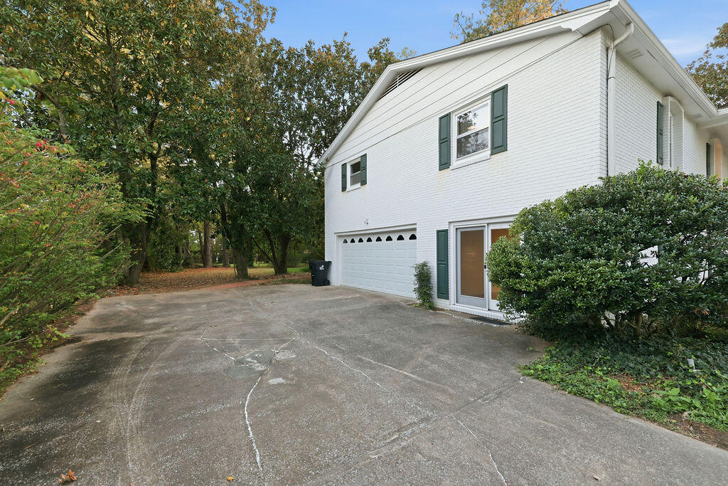 1511 Chaucer Drive Property Photo 36
