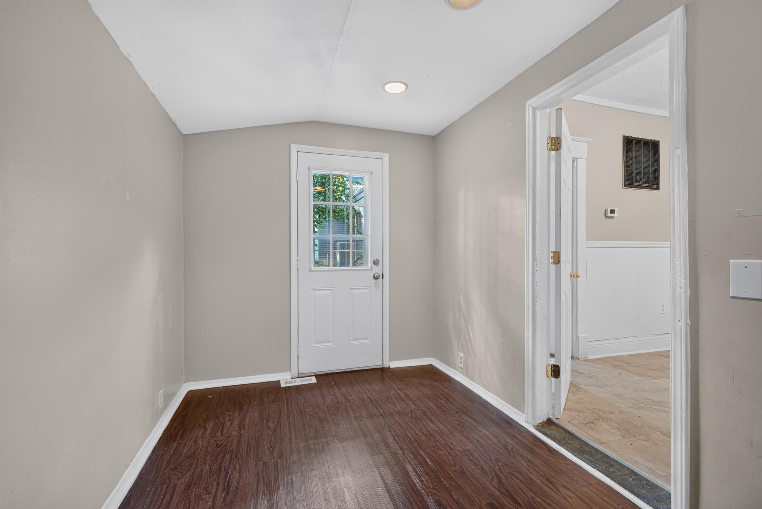 608 Elm Tree Lane Property Photo 11