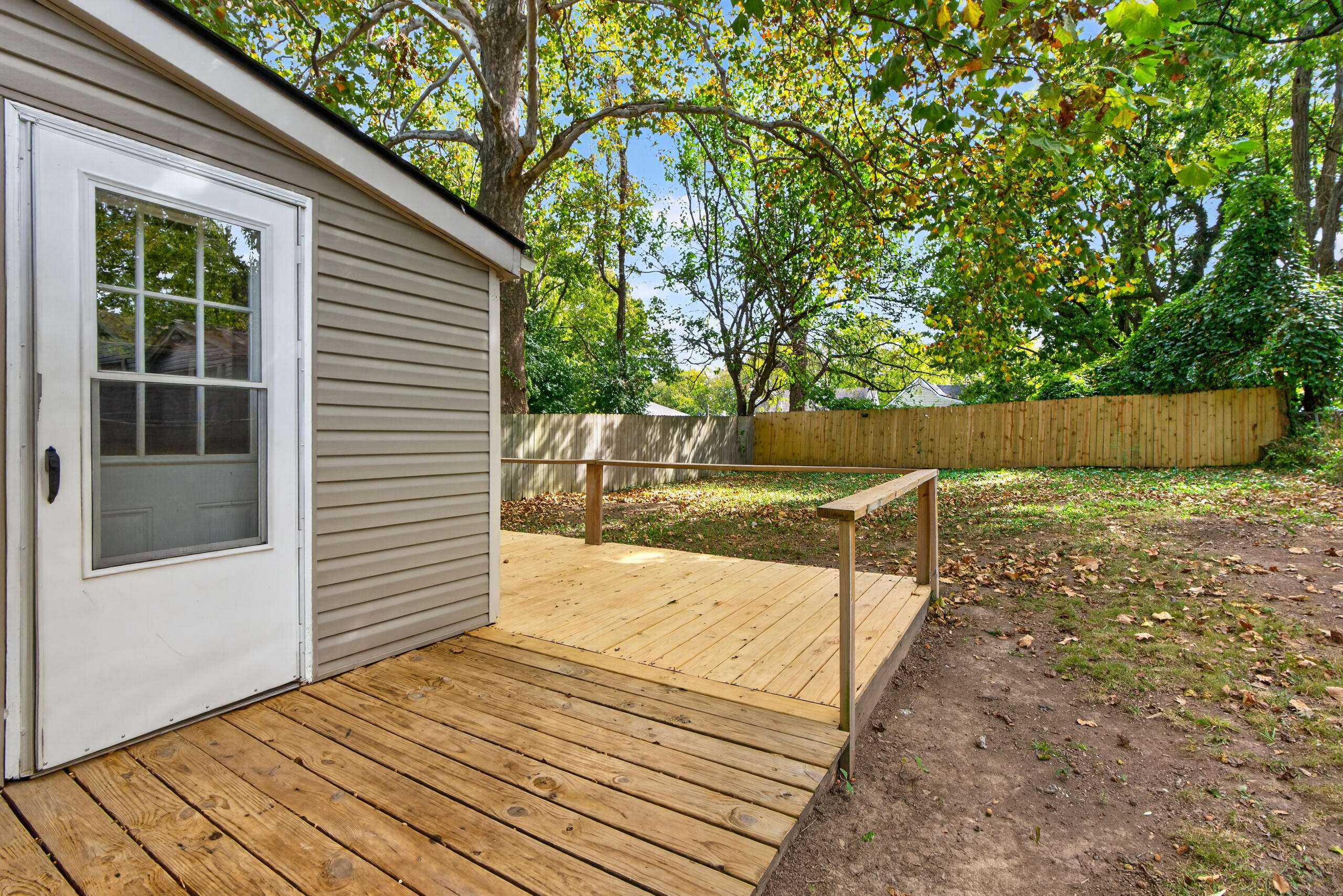 608 Elm Tree Lane Property Photo 19