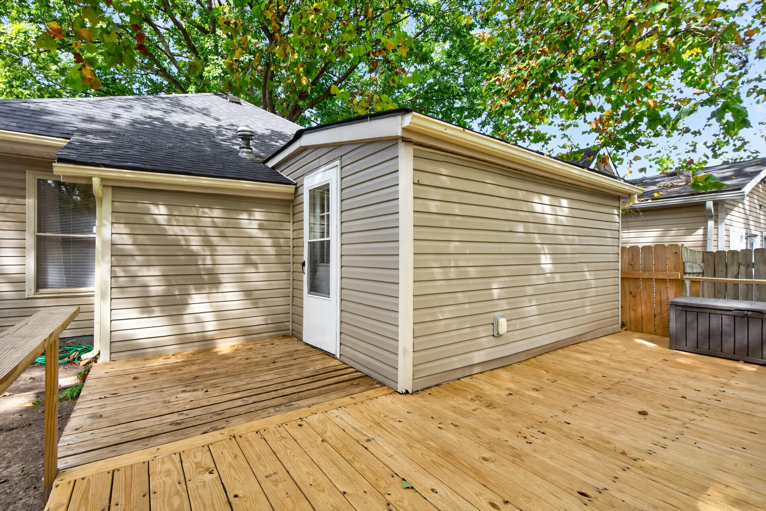 608 Elm Tree Lane Property Photo 21